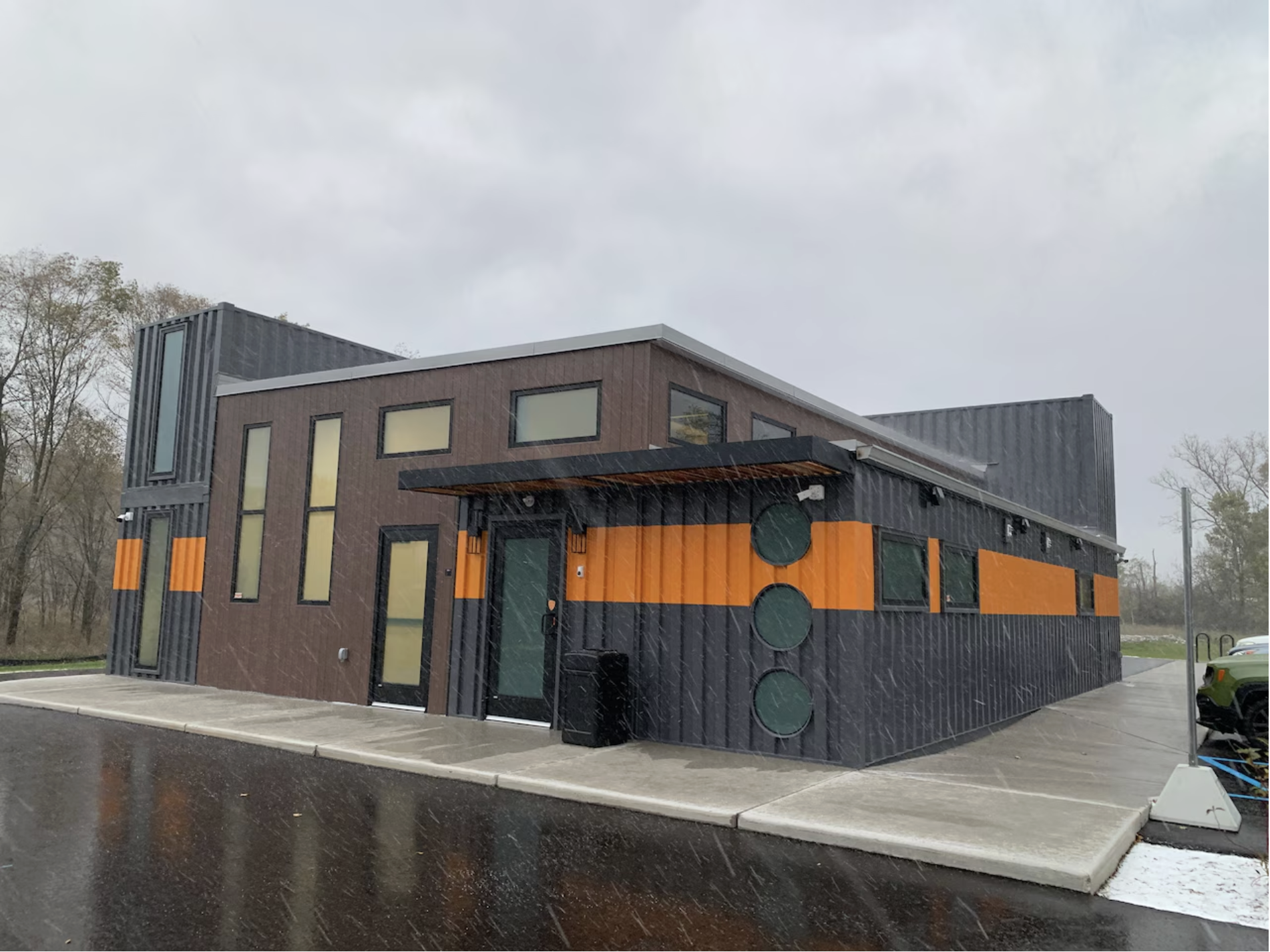 The Grassy Knoll <uskegon Dispensary Storefront