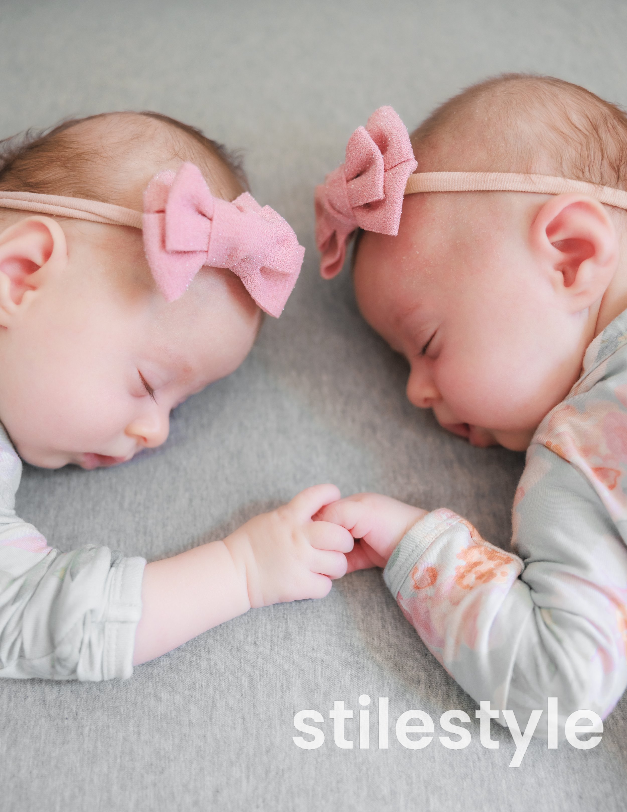twins newborn-085.jpg