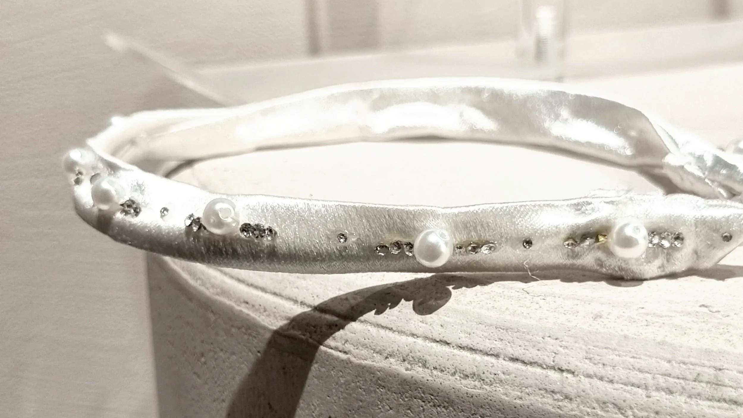 white hair accessory fashion headband how to wear headbands white headband white sweatband for hair white satin headband white head bands.jpg