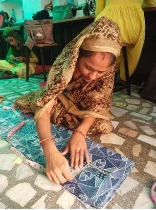 Meet Asha, 25. She lost her parents young, left school to care for her siblings, and married at 17. Today, with four children, supporting their education has been a struggle.

Determined to create a better future, Asha joined Sambhali&rsquo;s Laadli 