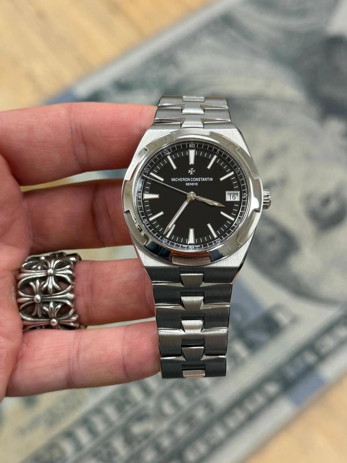 2022 Vacheron Constantin Overseas