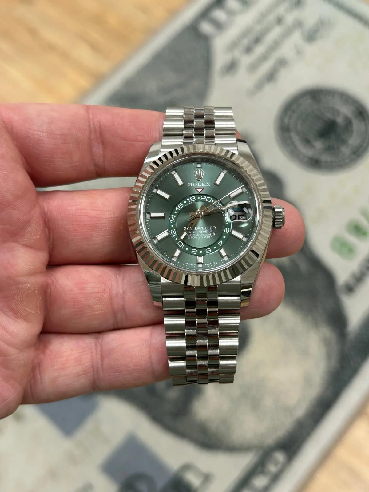 WhatsApp Image 2025-12-31 at 12.56.54 PM (5).jpeg