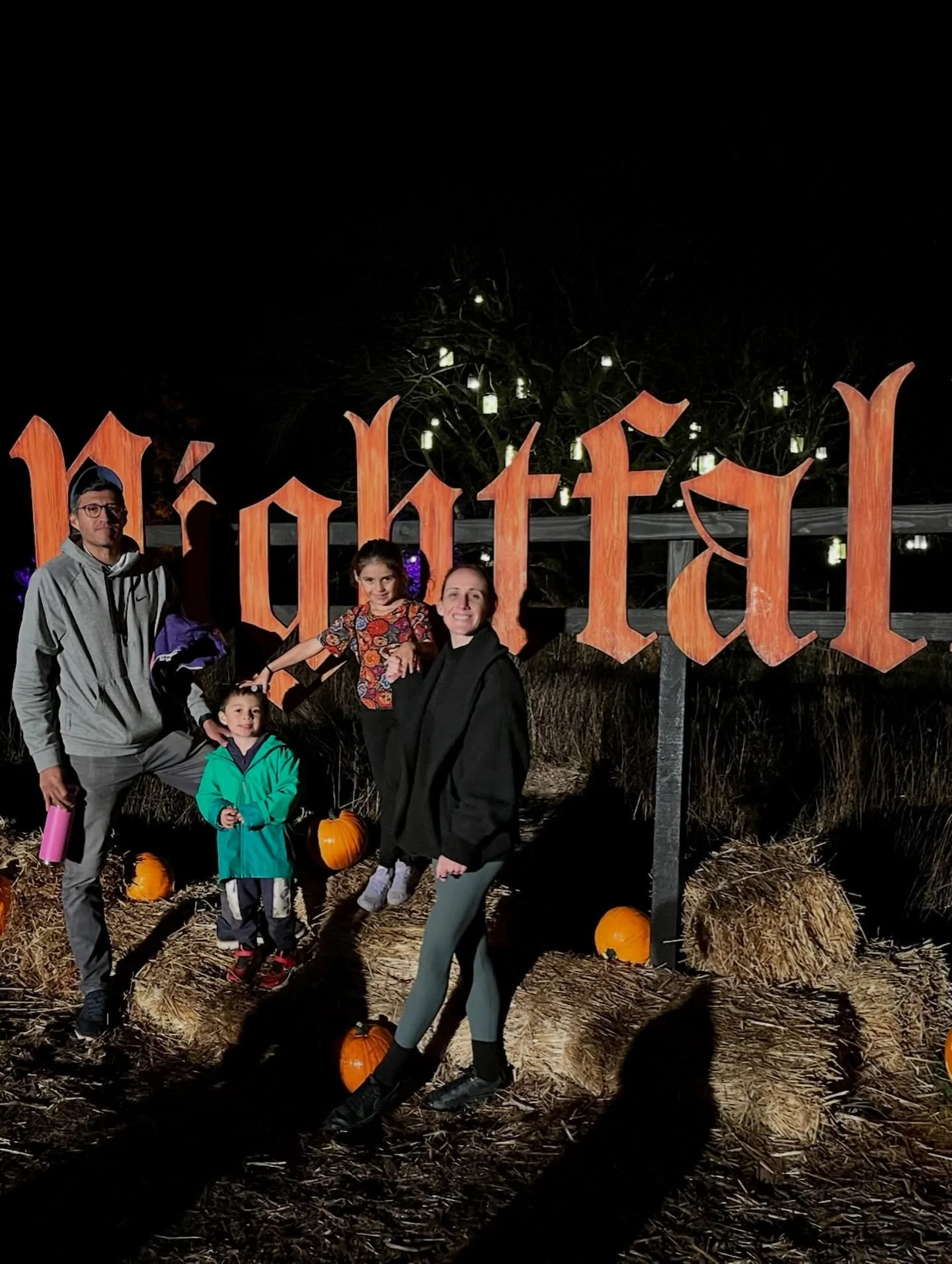 Nightfall at Filoli a little nighttime adventure! 🌕👻🧟