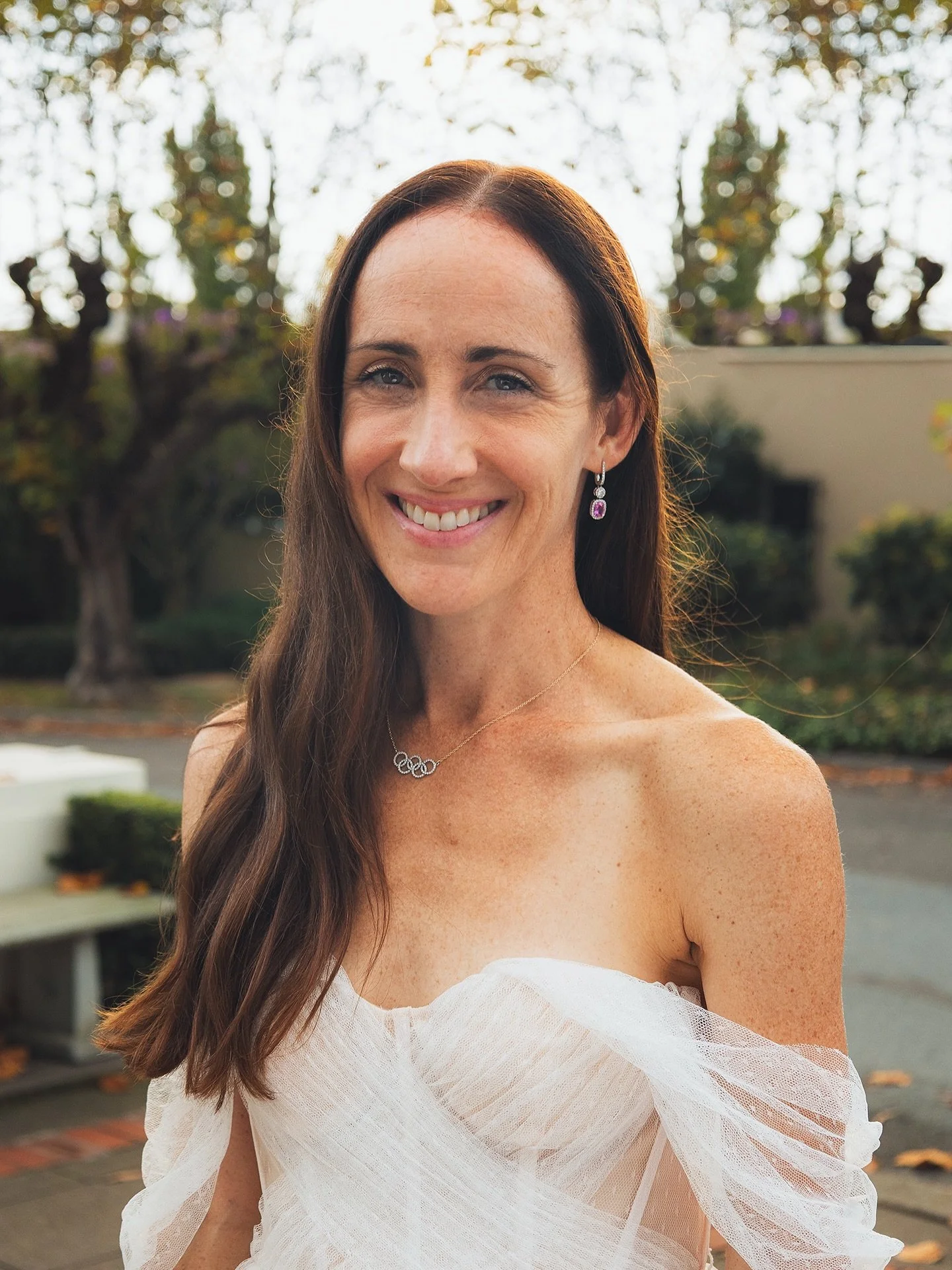 Behind the scenes capturing Christmas photos with @sherunsnguns 😍 These fall photo days have become one of my favorite traditions since Sienna was born, little moments frozen in time! 🥹❤️