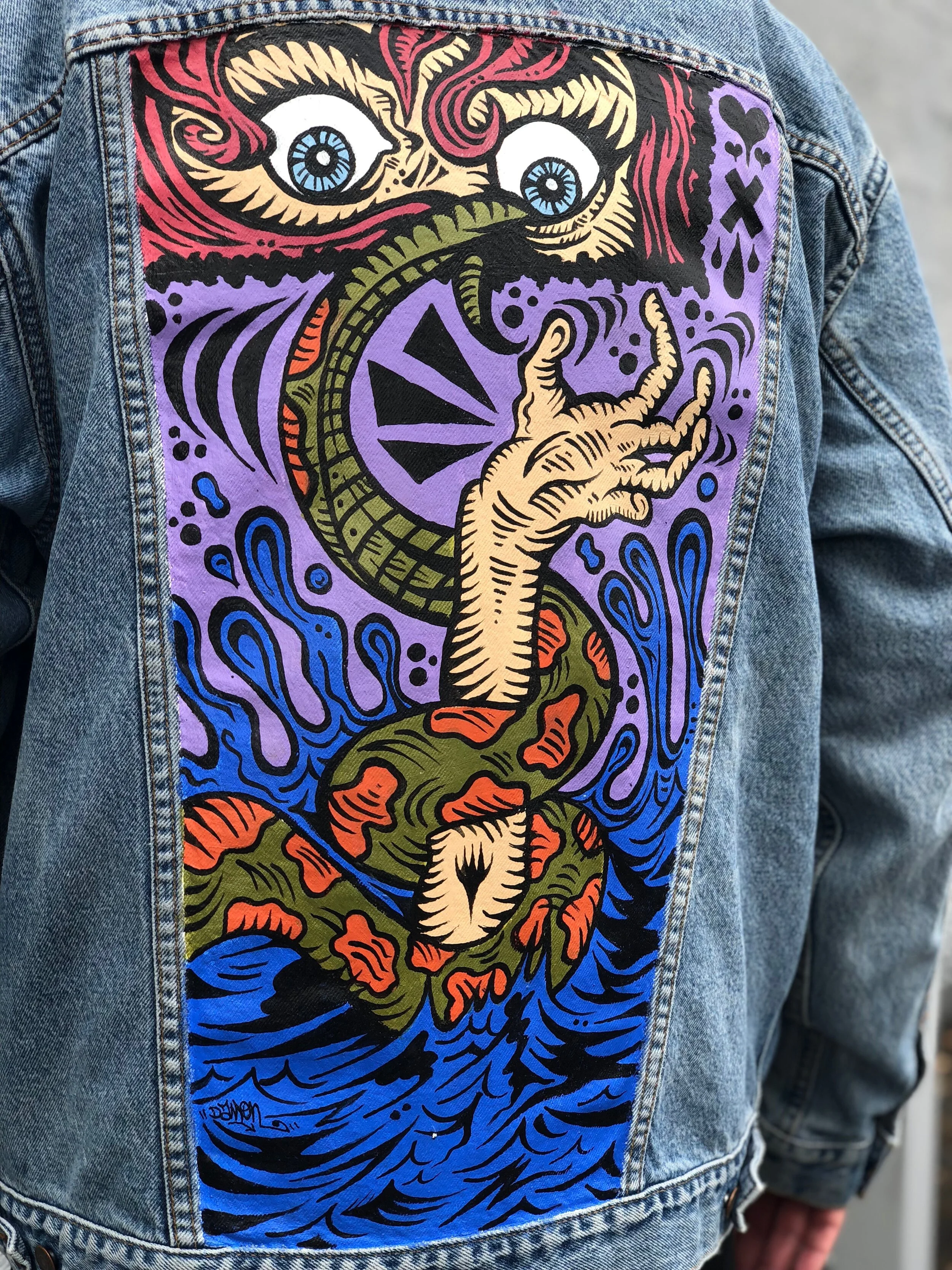 Hand coat detal.jpg