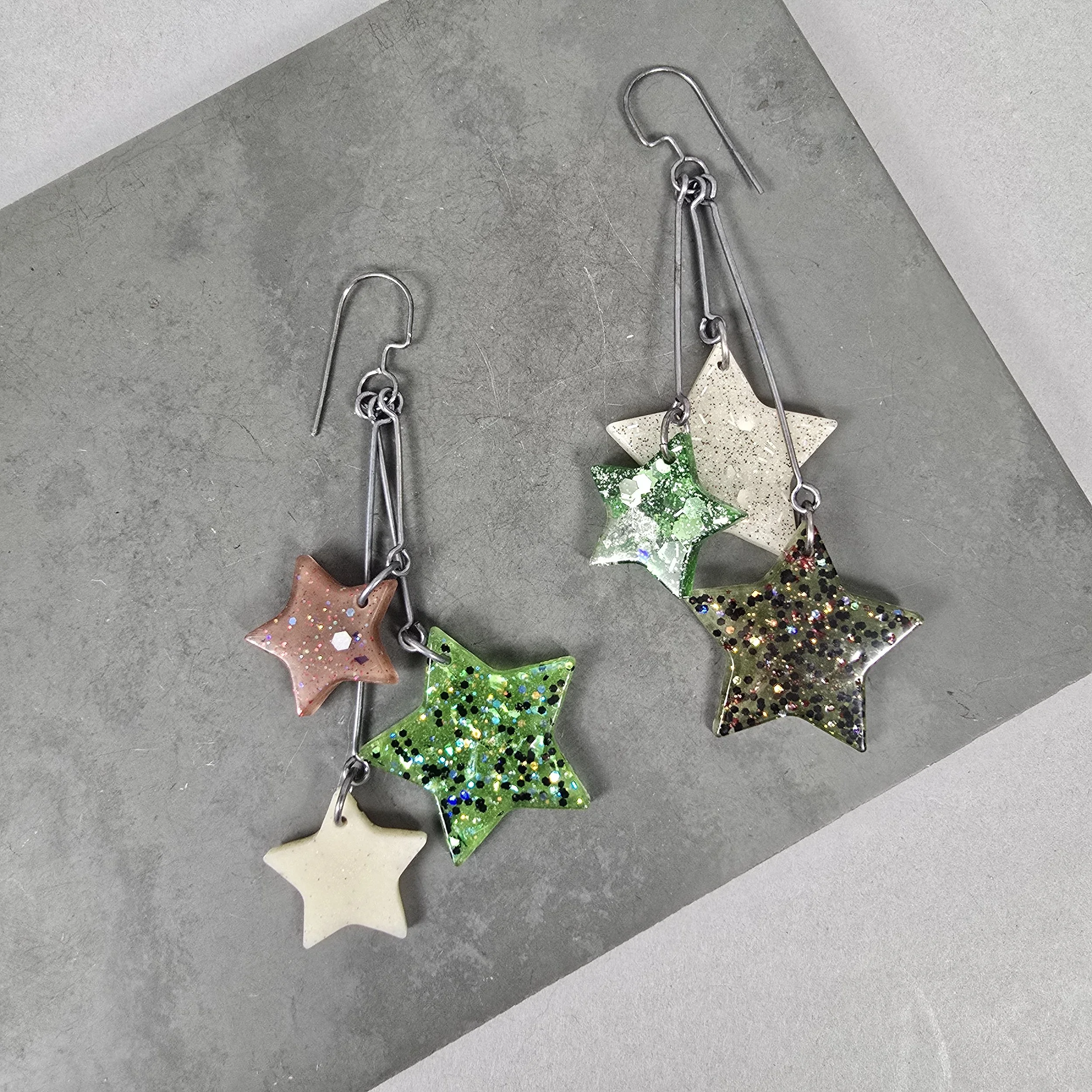 resin-earrings-green-stars-flat.jpg