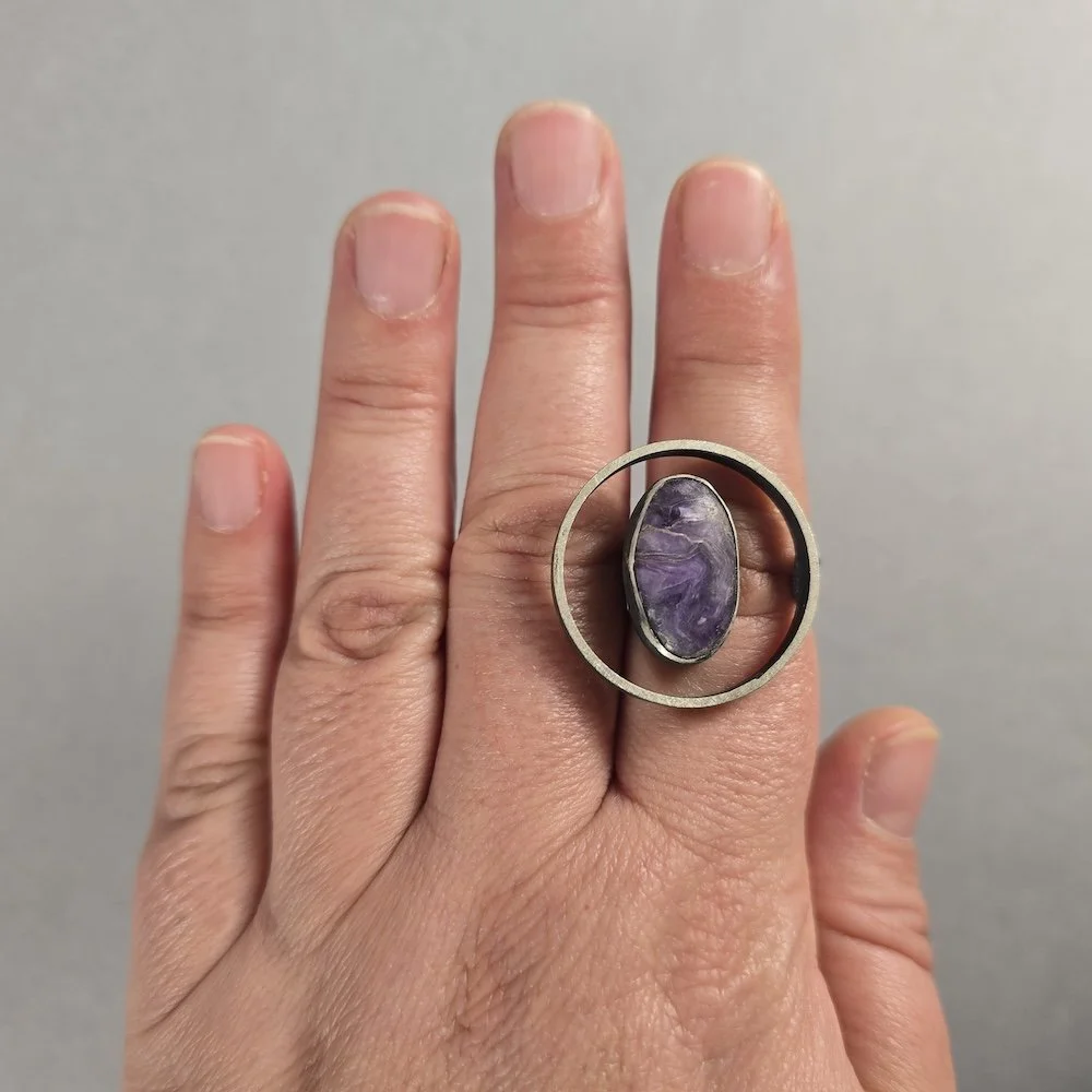 circle-ring-charoite-hand.jpg