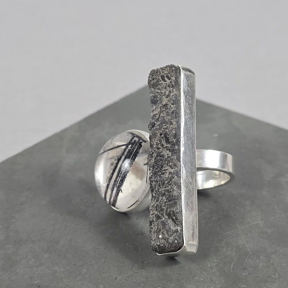Ring-Granite-Tourmilated-Quartz-3.jpg
