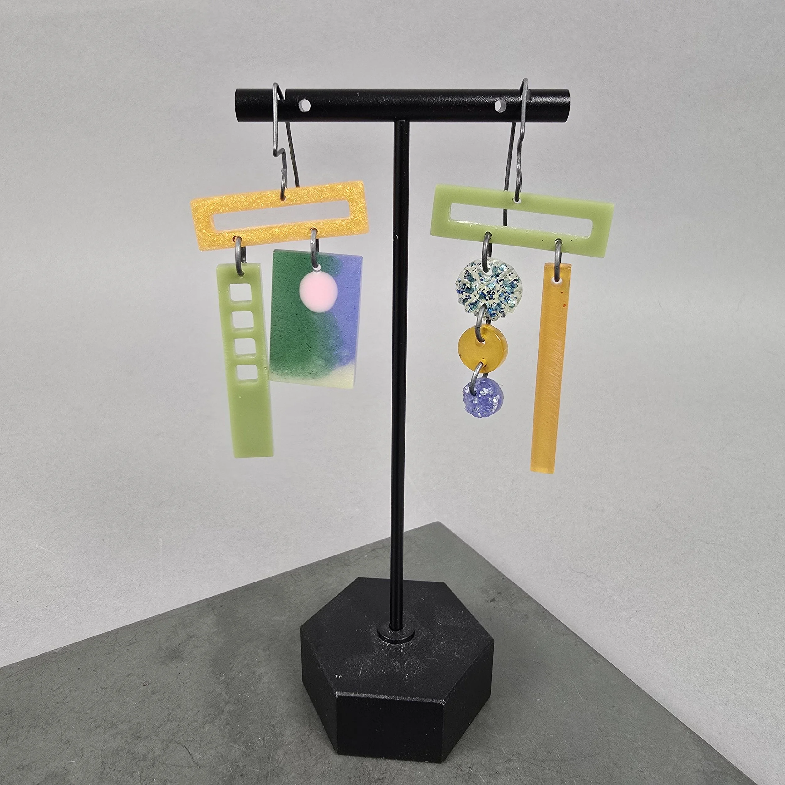 resin-earrings-green-gold-blocks-spot.jpg