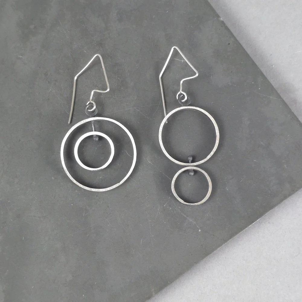 double-decker-shape-earrings-circles.jpg