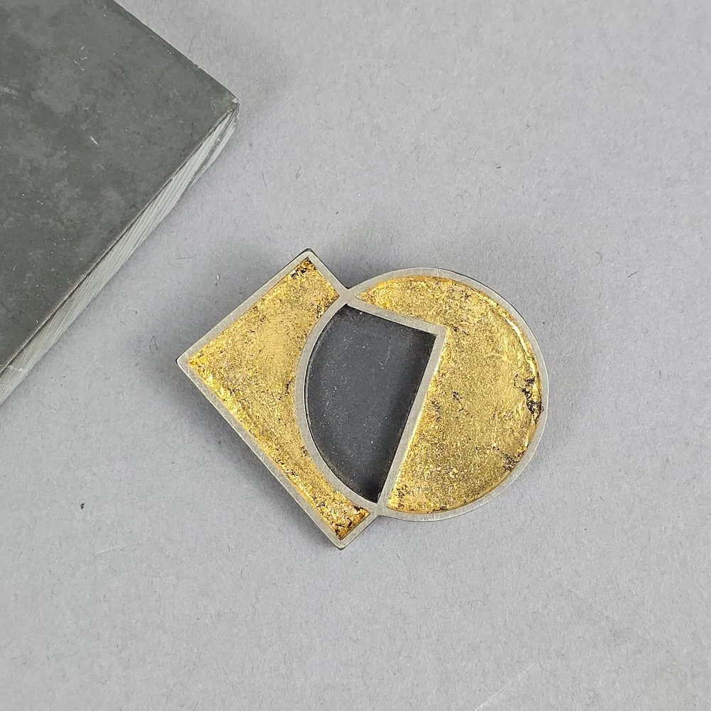 Brooch-three-part-2.jpg