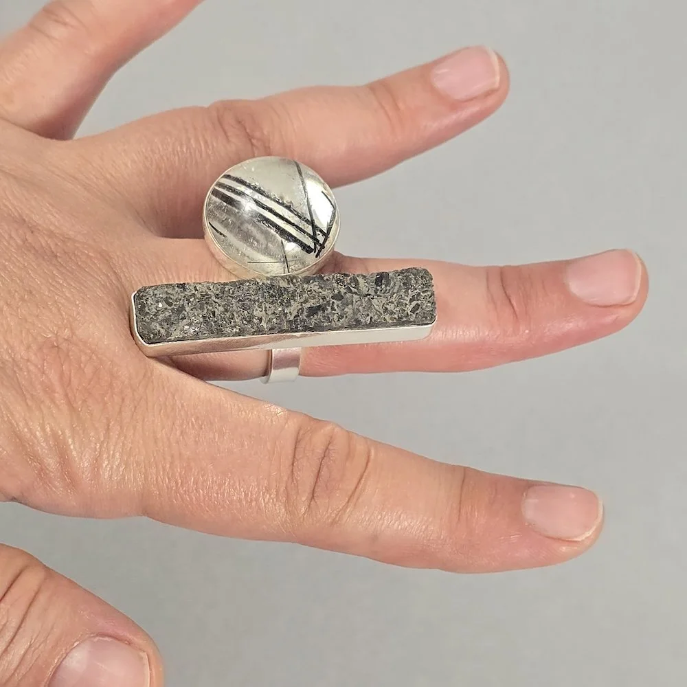 Ring-Granite-Tourmilated-Quartz-1.jpg