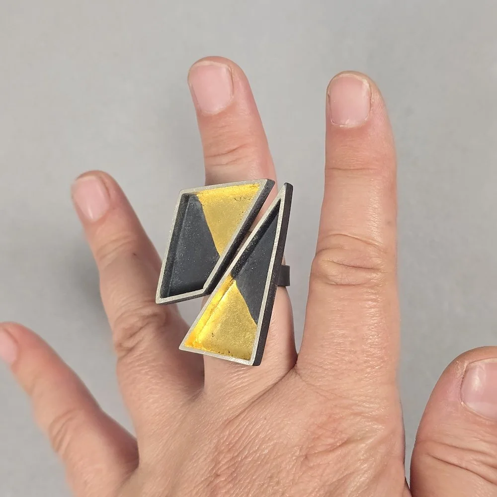 mismatched-two-tone-ring-split-hand.jpg
