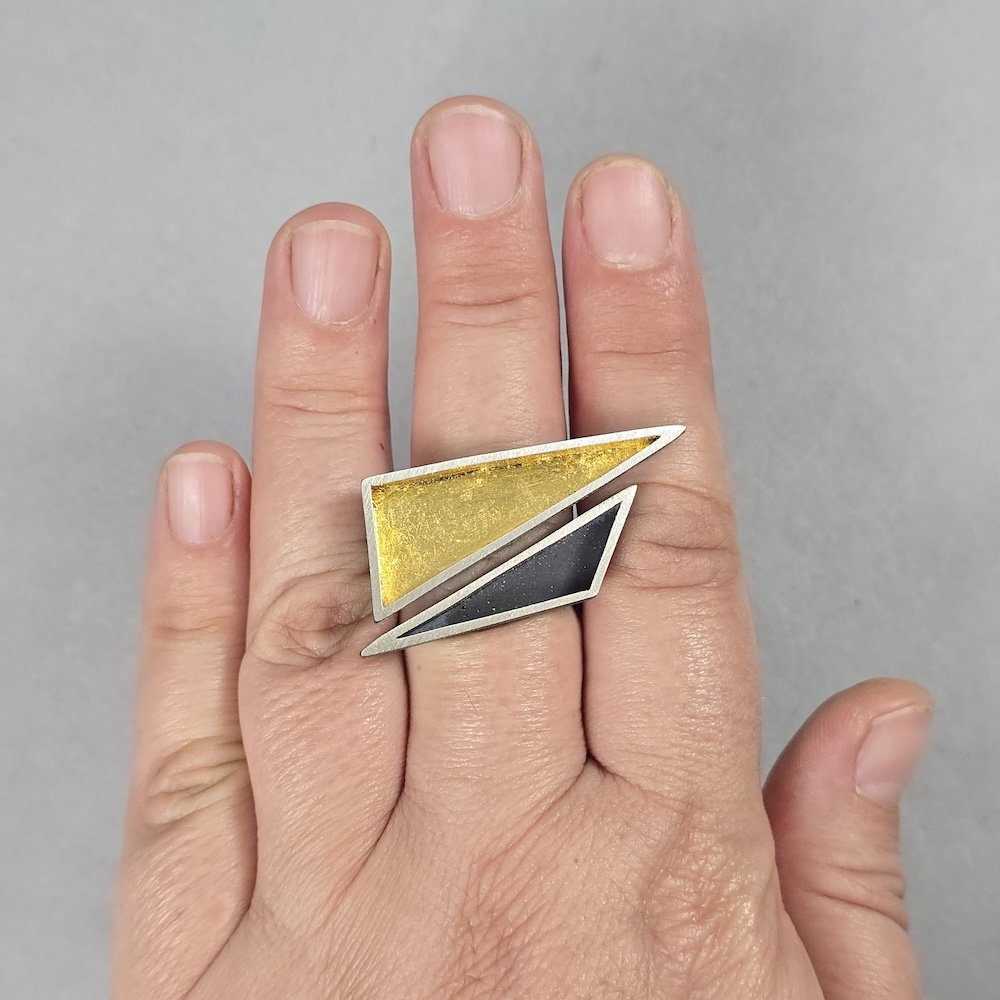 mismatched-two-tone-ring-horizontal.jpg