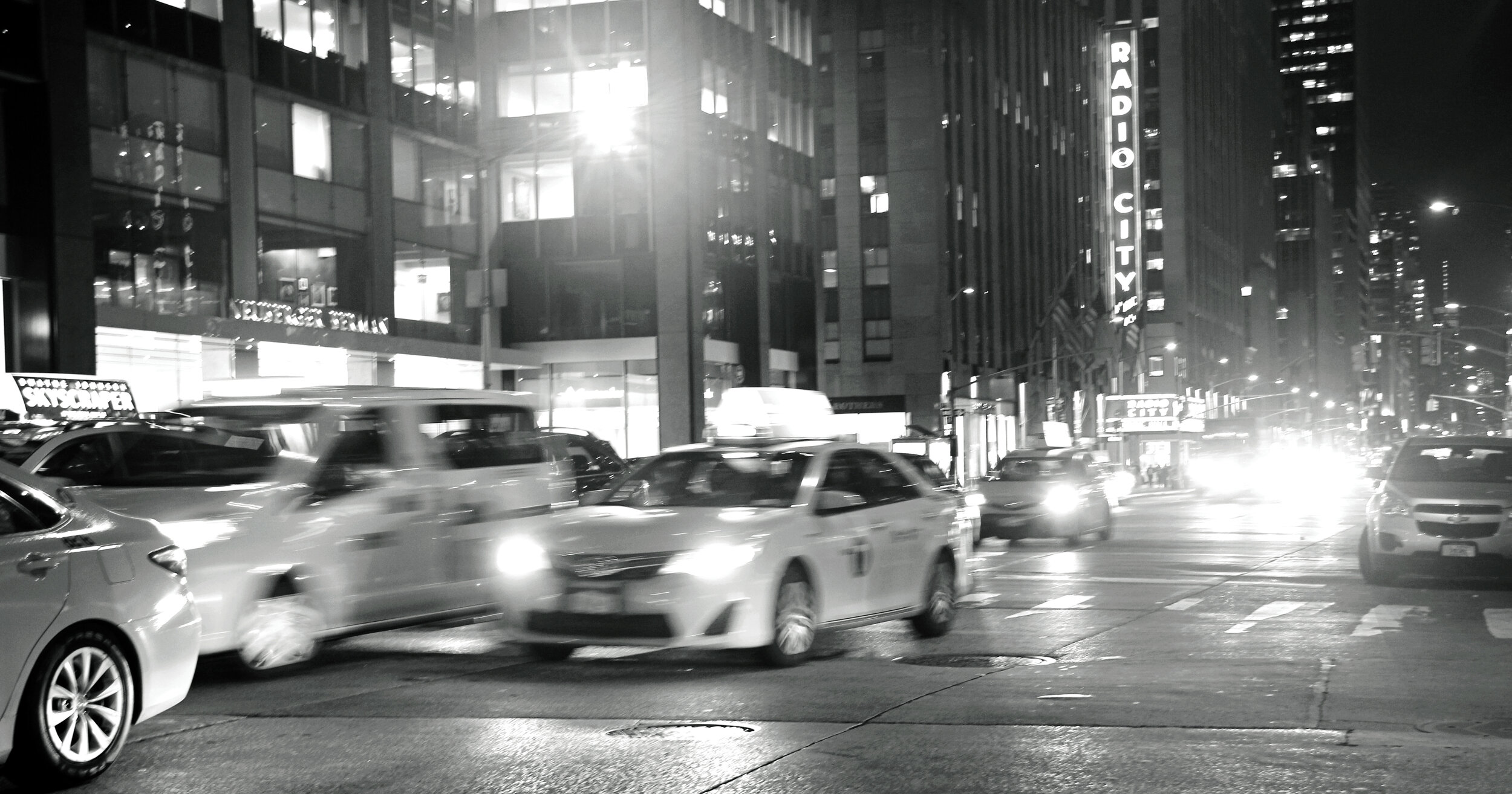motion blur NYC B&Wcropped.JPG