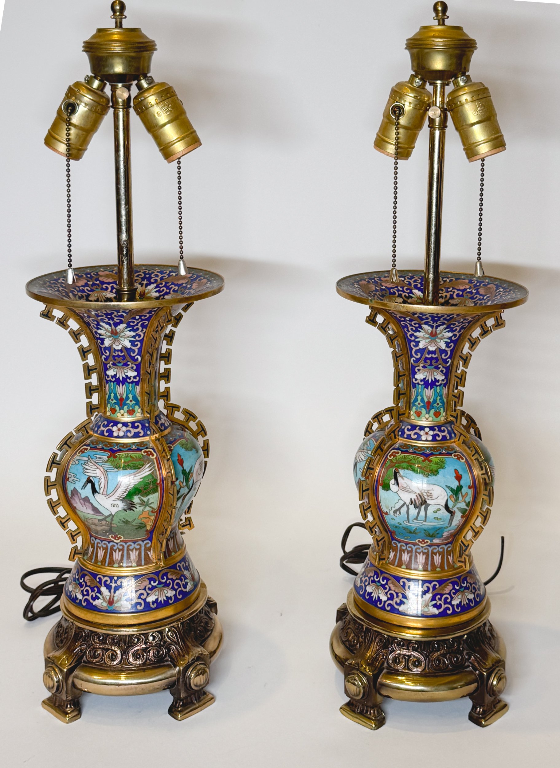 Chinese_Cloisonné_Lamps_2.jpg