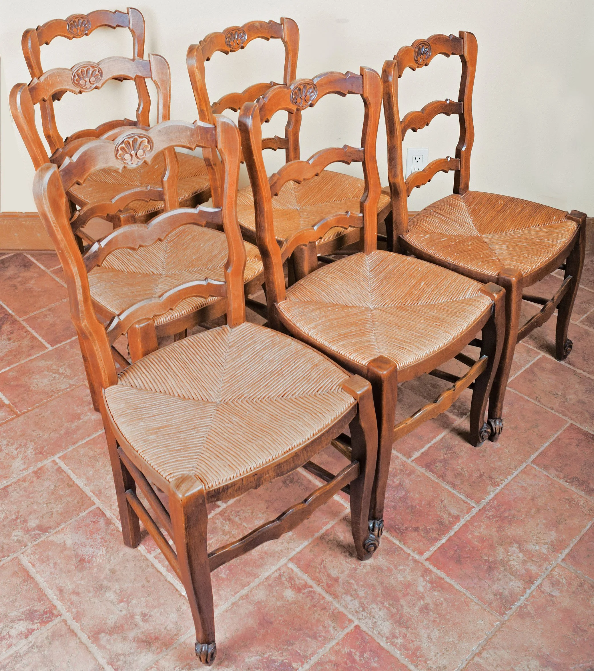 French_Provincial_Chairs_4.jpg