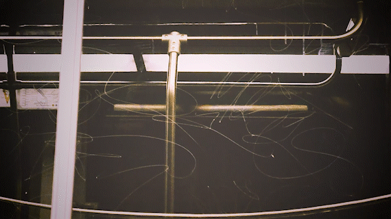 N_Underground_Graffiti Scratch on Window_2.gif