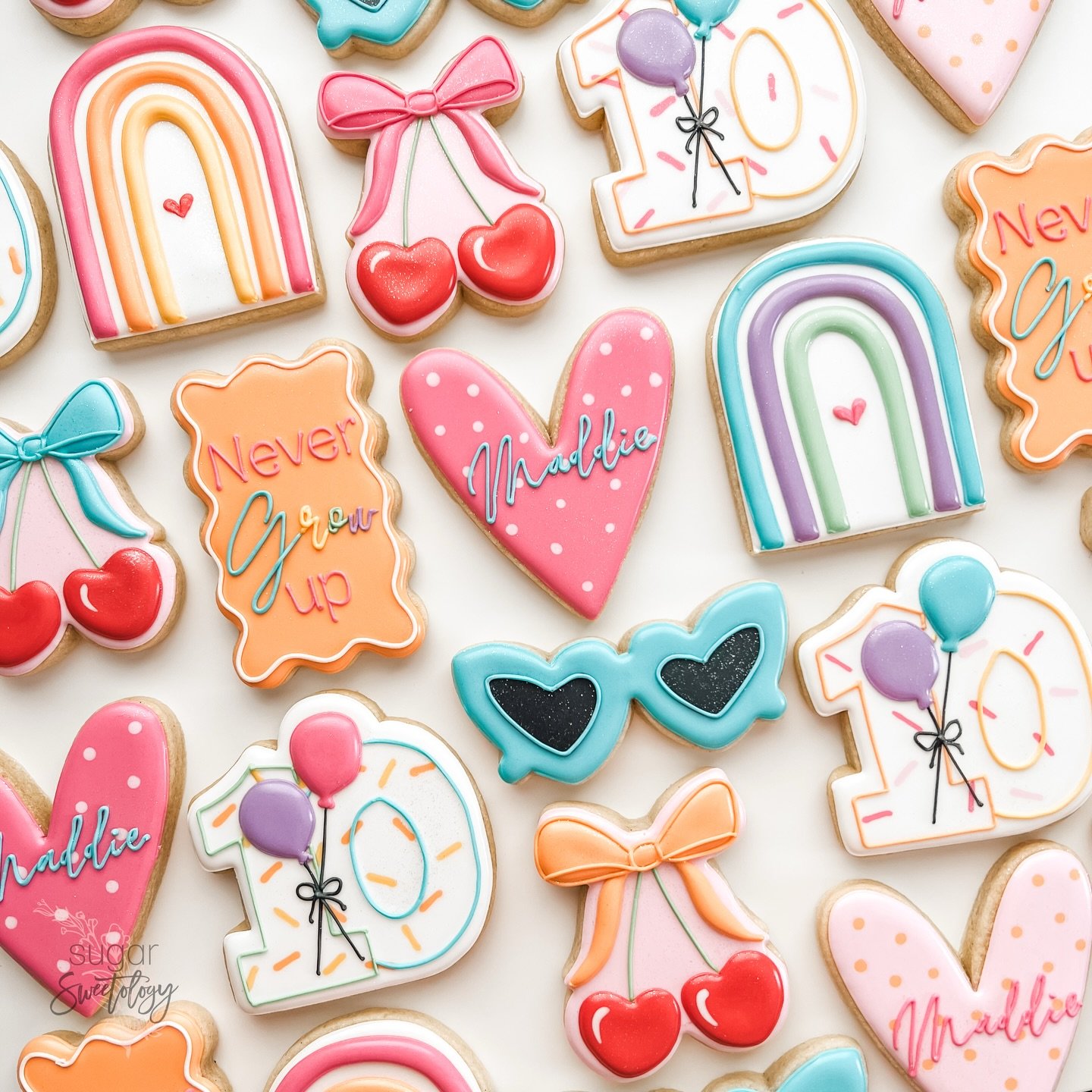 &bull;birthday girl&bull;

What better way to celebrate a 10th birthday? Loved making these bright a fun cookies 🤩

#Decoratedsugarcookies #customcookies #rockfordil #815 #rockfordilcookies