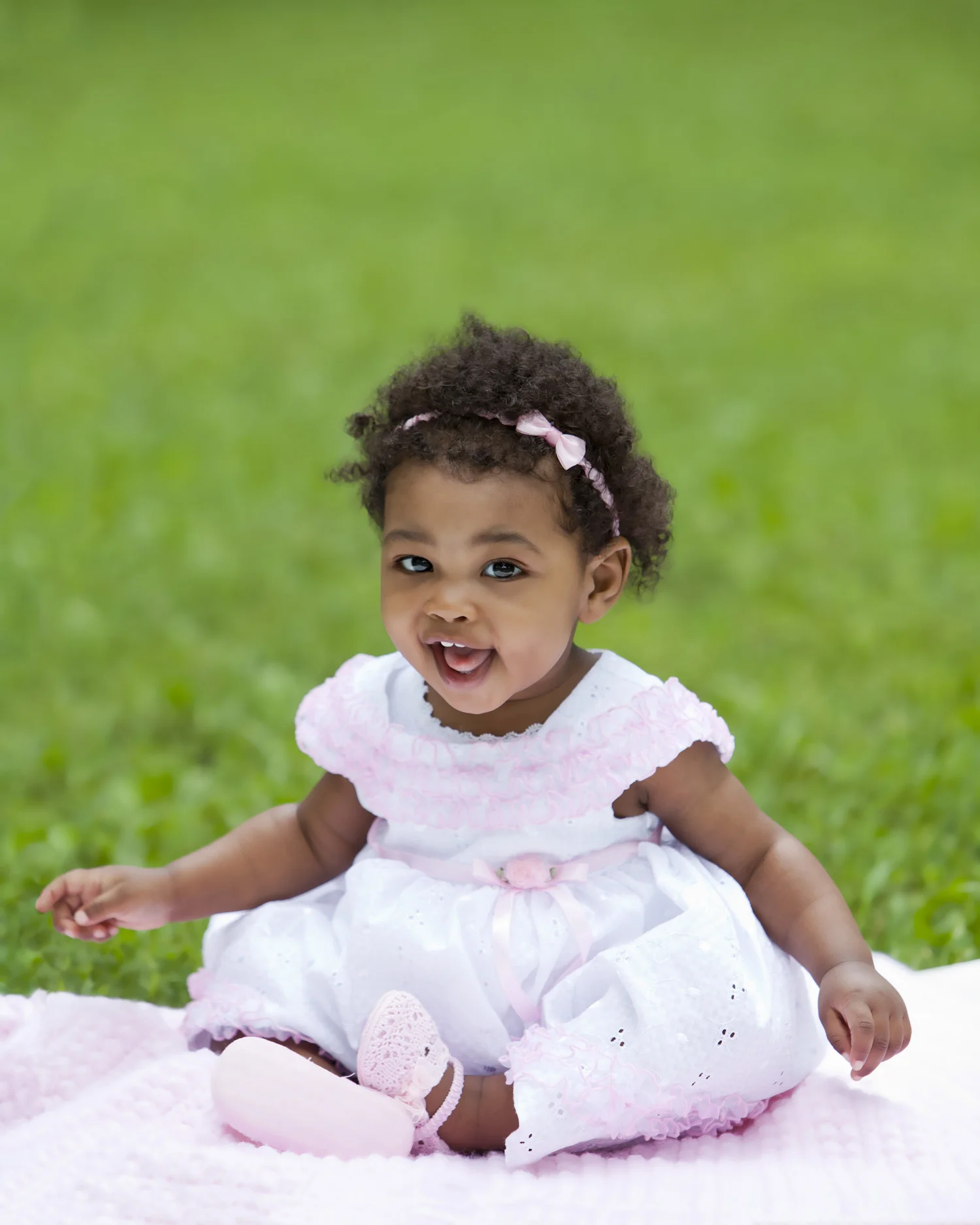 Grace's 1st Birthday_0007_final.WEB.jpg