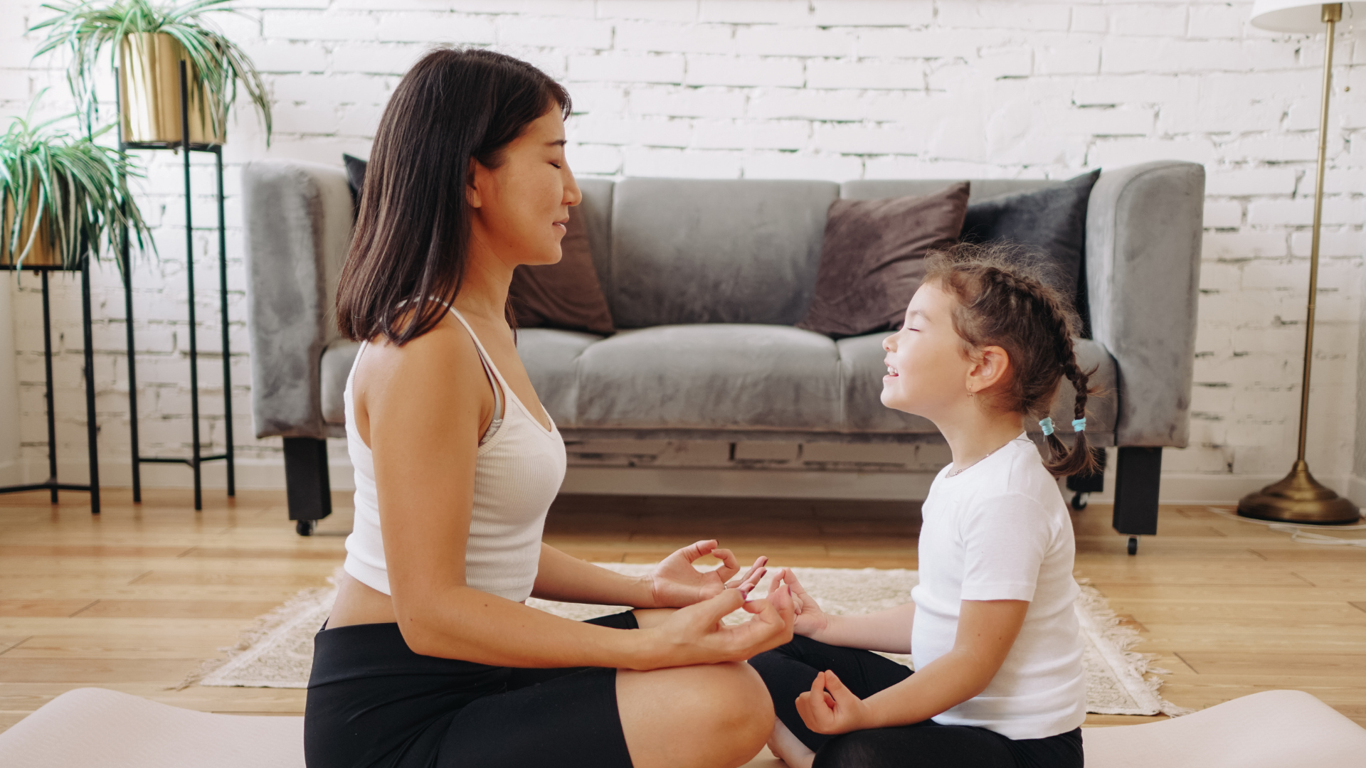 Free Family 15 min Bilingual Meditation (English &amp; Spanish) January
