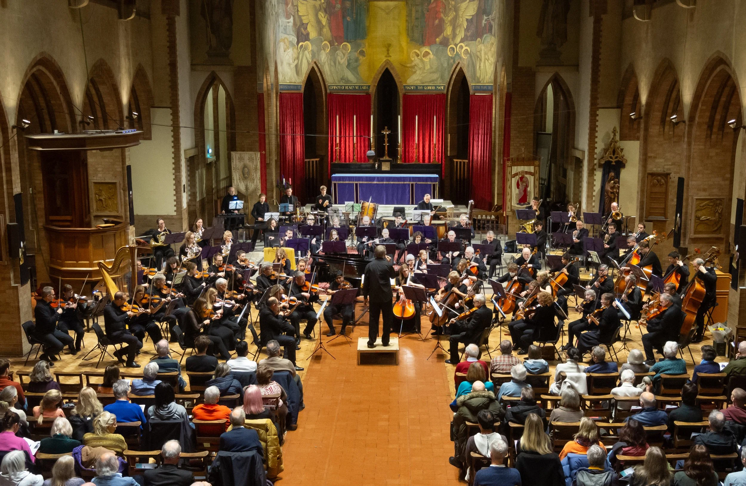 The ESO opens the 29 November concert with Malcolm Binney's Saturnalia Overture — a vibrant and celebratory start, marking the world première of its orchestral version.  Photo: Paul Robinson (Cello section).