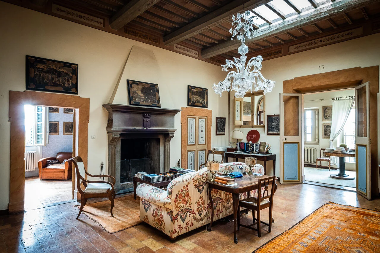 First floor lounge area.