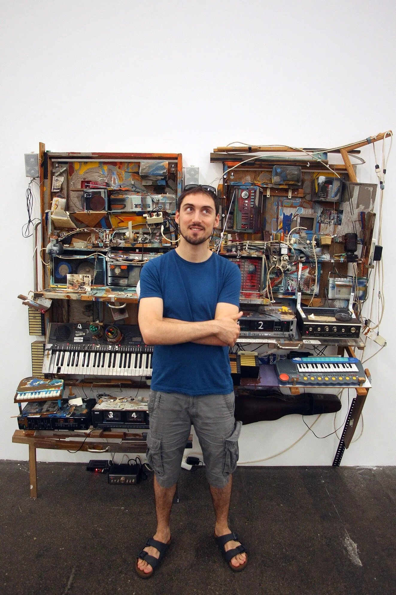 Ainsley Adams is a 2x grammy award winning engineer, producer and songwriter, owner of 7th Floor Studios in Berlin.