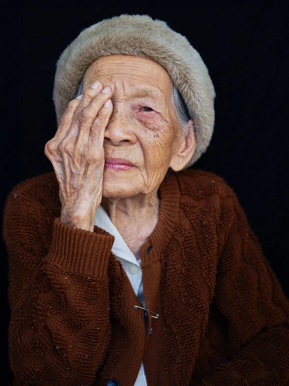 A 96-Year-Old Woman I Met in Pai, Thailand
&bull;
&bull;
&bull;
#facesofthailand
#documentaryportrait
#fineartportrait
#thailandphotography
#visualstorytelling