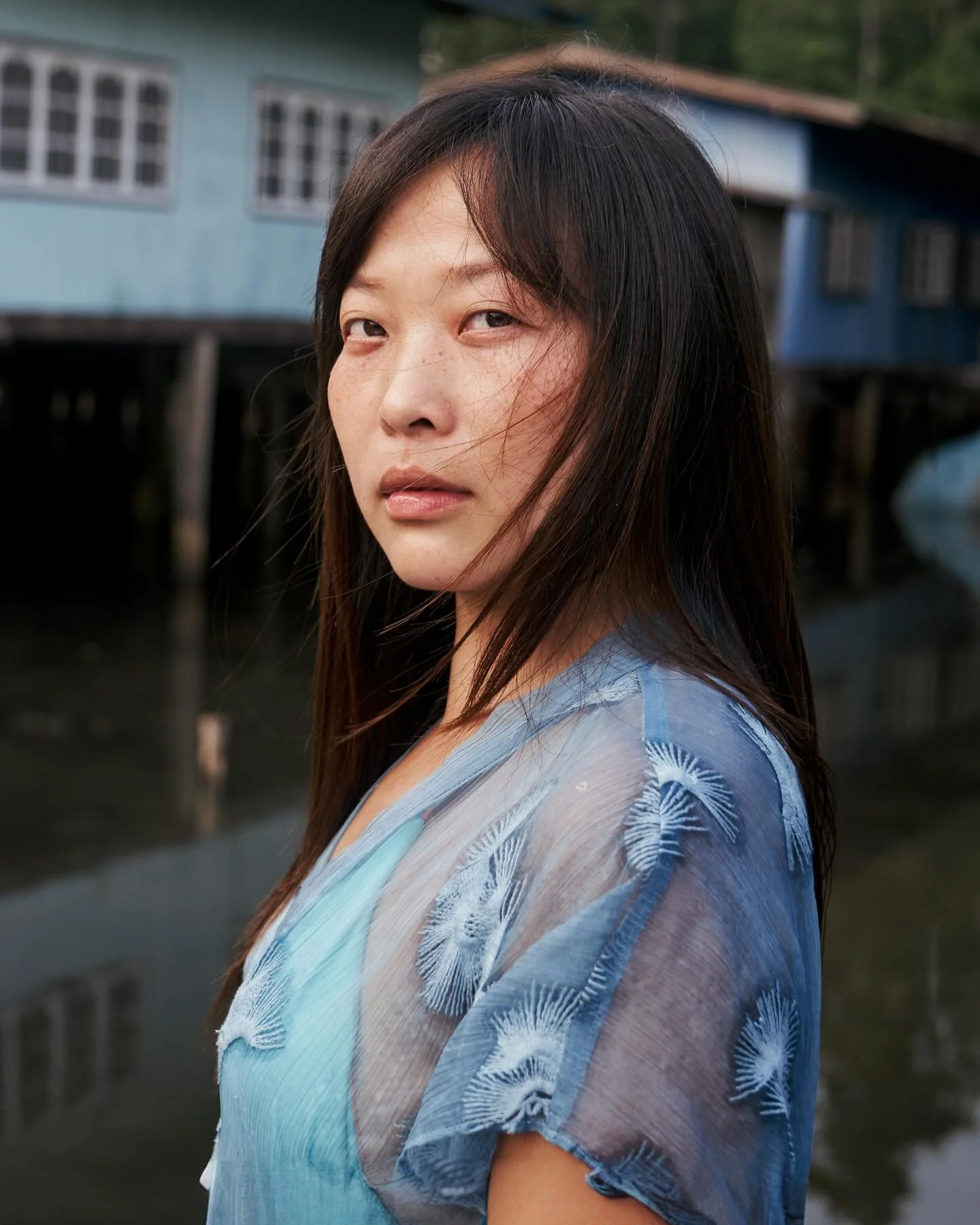 @echo_wuuu 
Ko Kood - Thailand
&bull;
&bull;
&bull;
#portraitphotography 
#authenticbeauty
#bluetones
#travelmoments
#naturebackdrop
#emotionalportrait
#serenitynow
#villagevibes
#naturallightportrait