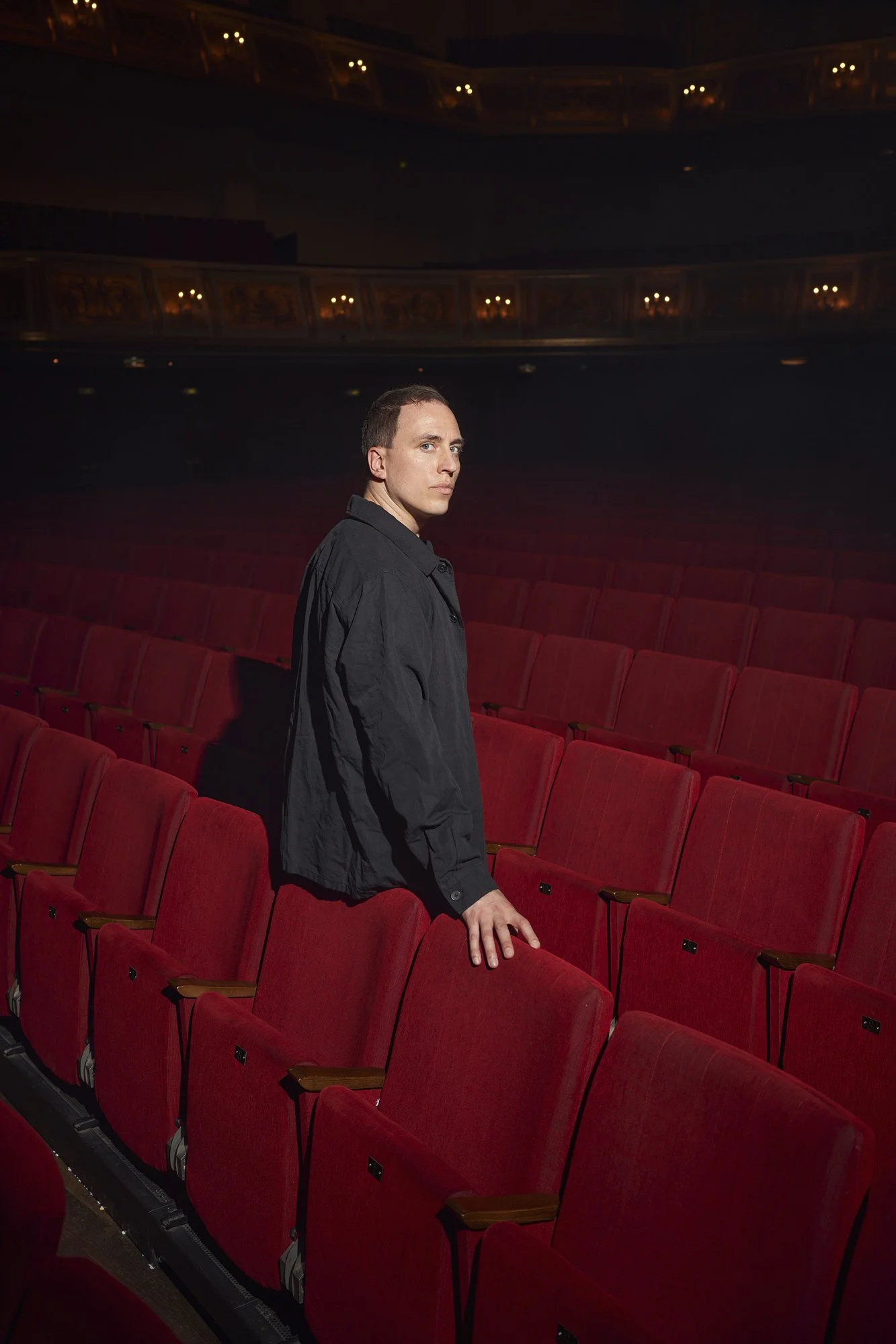 martin-kohlstedt-portrait-theater-berlin.jpg
