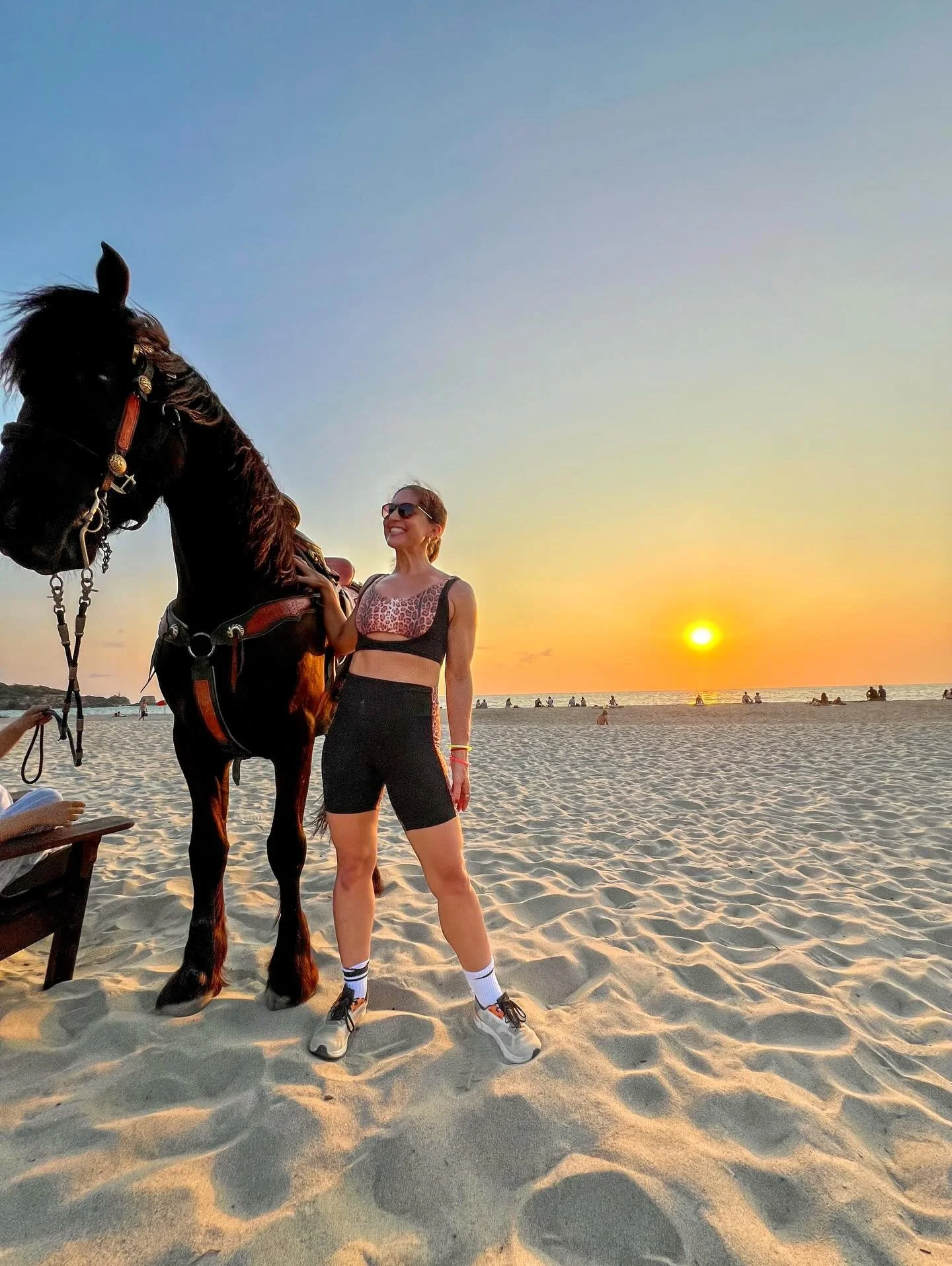 Met a horse on the beach&hellip;. first day of the Year of the Horse. Of course I did ✨ Now horses breath, yall ;)

Woa&hellip;.Message received. 🤲❤️

Retreat week: return to yourself. Then move like you mean it.
Because Movement creates clarity. Cl