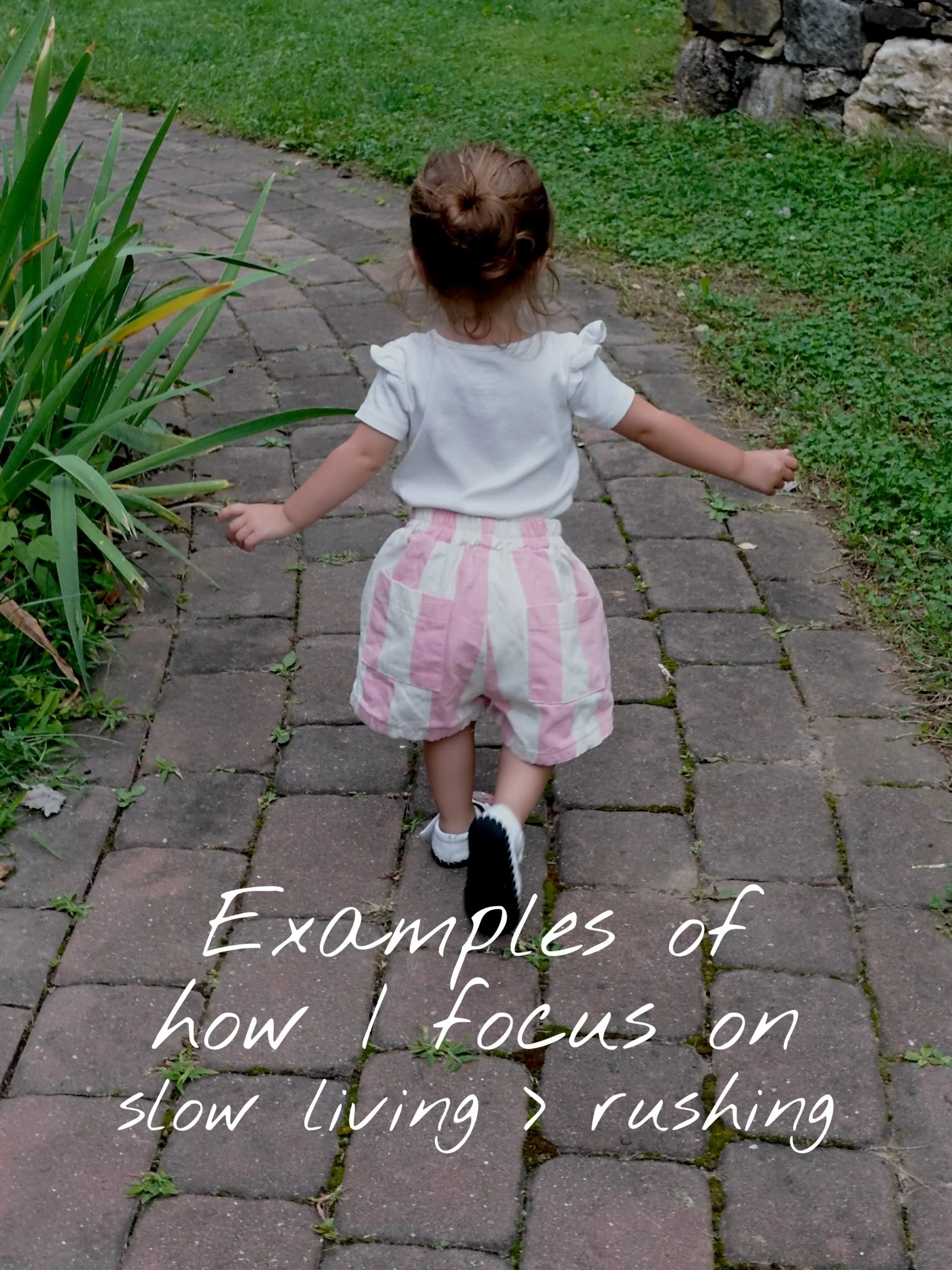 Most people are sympathetic dominant. This means your nervous system is always in fight or flight! 
Constantly rushing and being busy will not allow the body to heal and recover.
✨🥕Here are some ways I try to get back into a parasympathetic (rest an