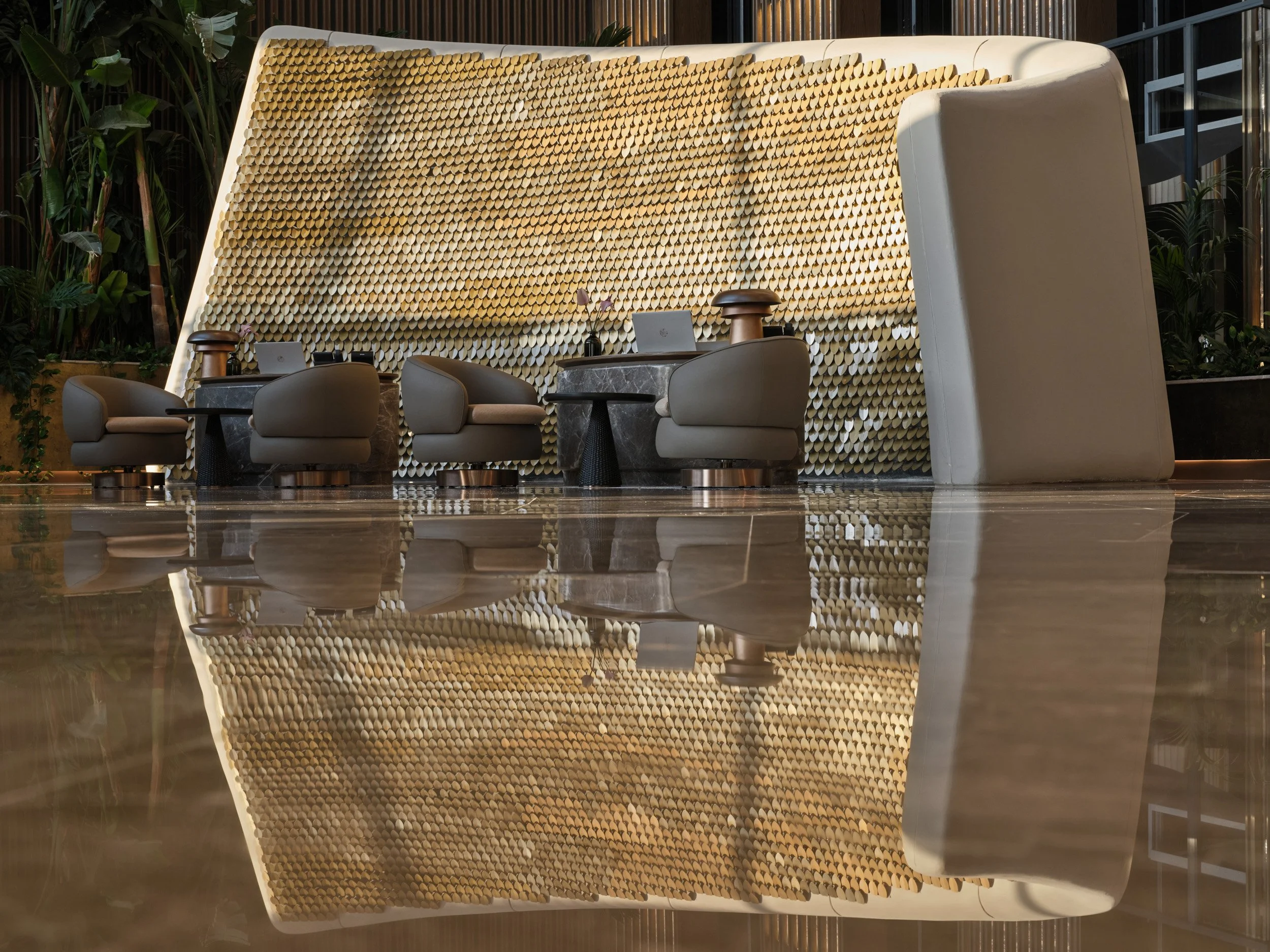 regnum crown details 01.jpg