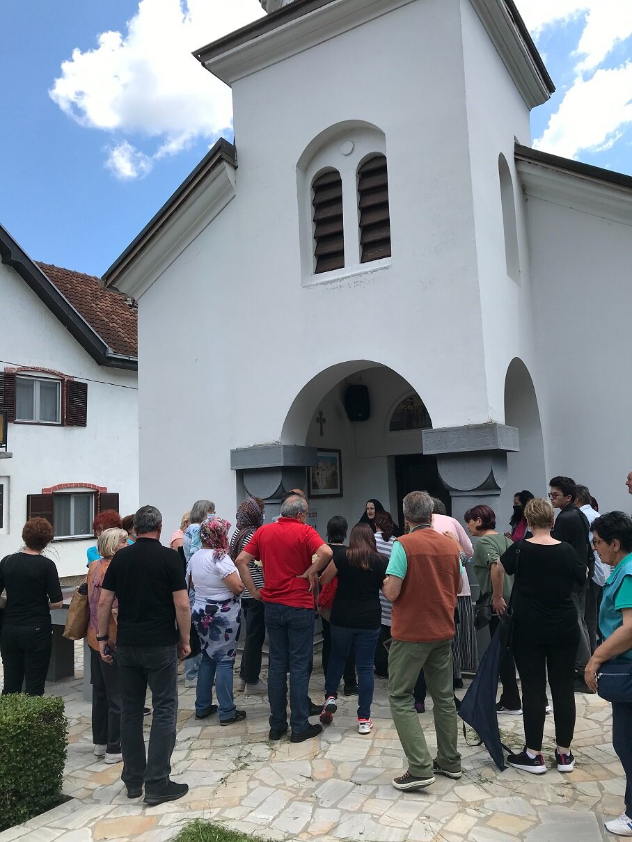 Покрет трећег доба Ниша организовао једнодневни излет за 120 чланова ПТД