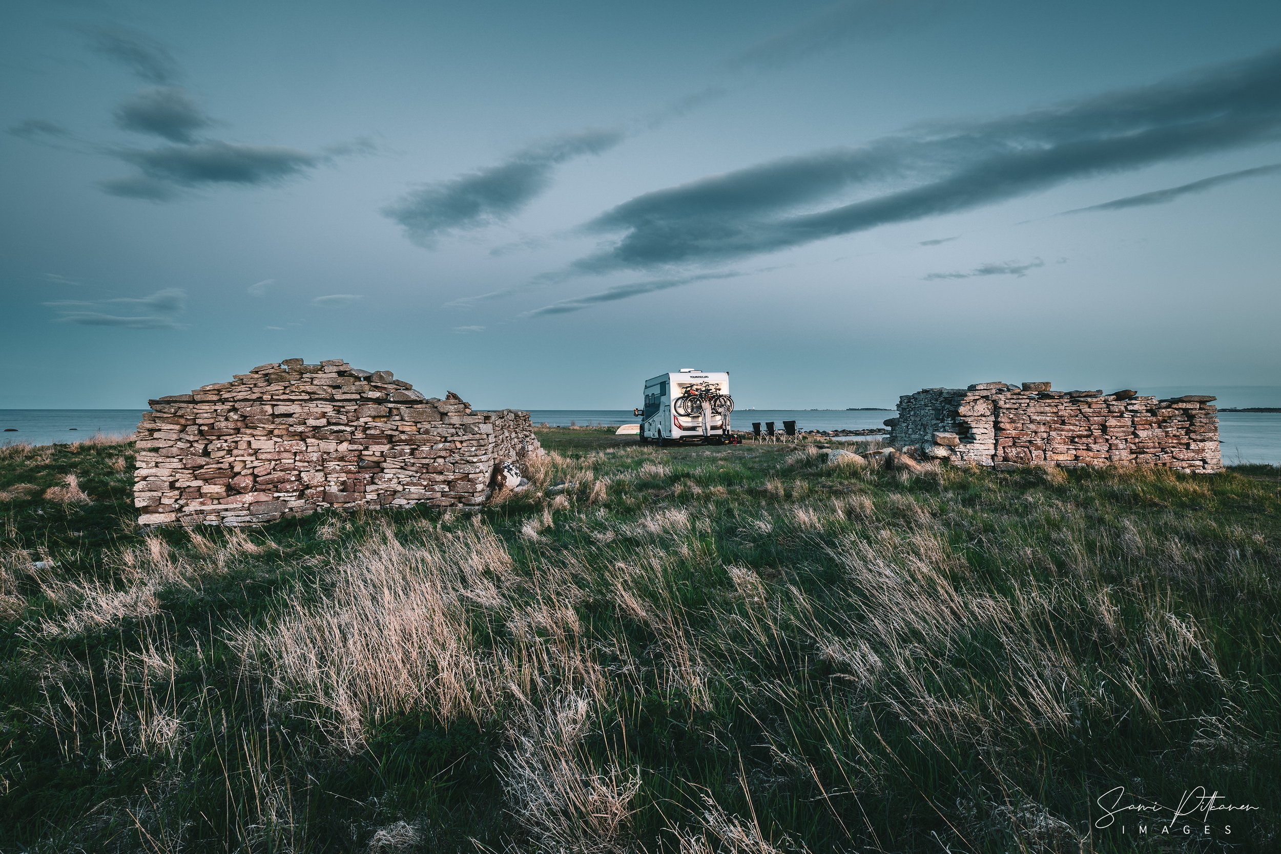 4L5A9014-2026-04-26-gotland-camper-vedos-samipitkanenimages-tag.jpg