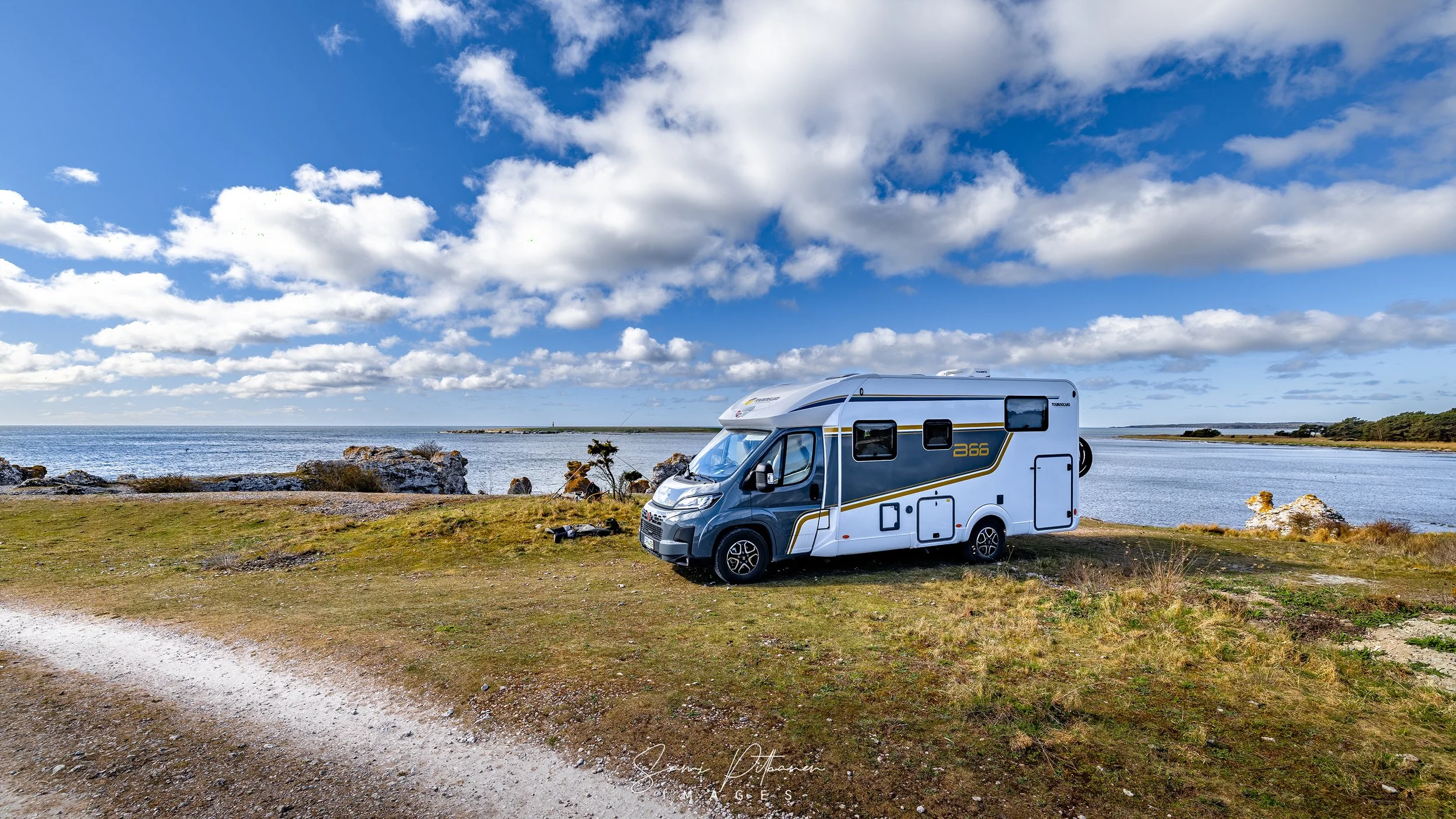 4L5A8895-2026-04-26-gotland-camper-samipitkanenimages-tag.jpg