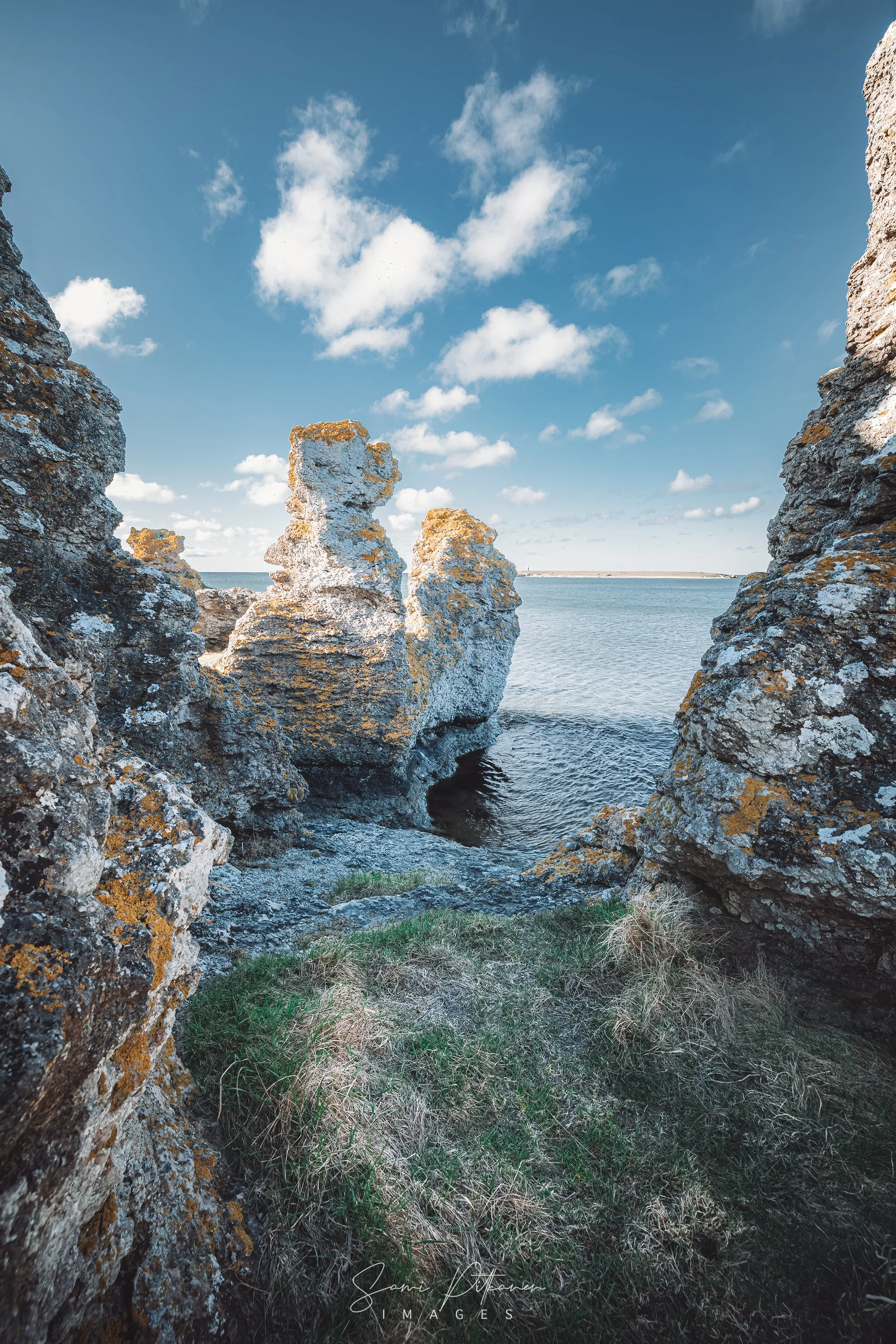 4L5A8883-2026-04-26-gotland-raukit-pysty-vedos-samipitkanenimages-tag.jpg