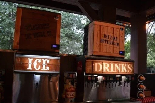 DISNEY_MICKEY_BACKYARD_BBQ_9-560x373.jpg