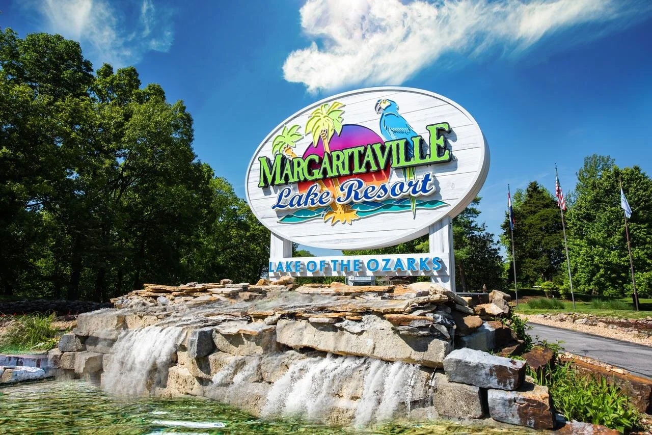 MARGARITAVILLE ENVIRONMENTAL GRAPHICS