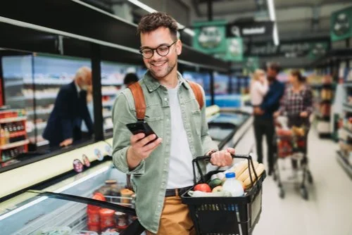 A grocery shop would cost just 45p in 1940s when the first supermarket opened its doors