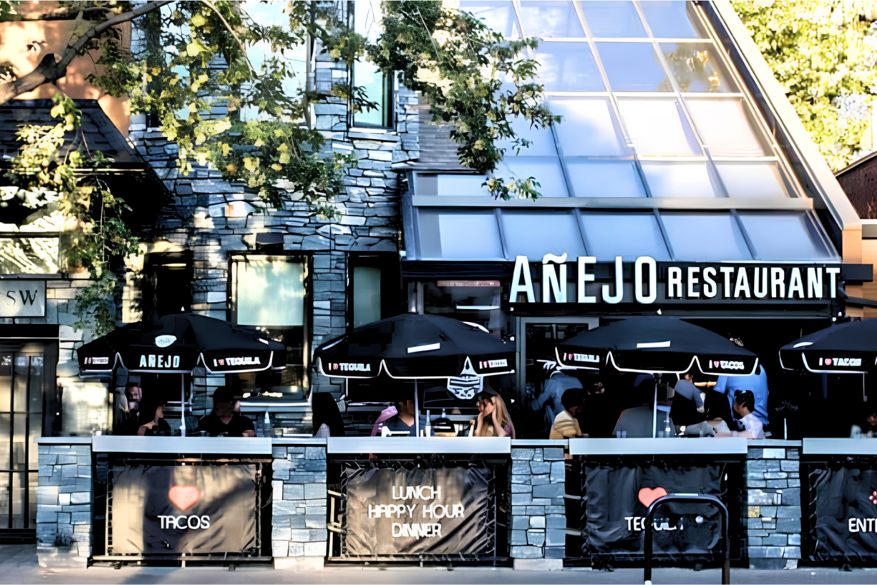 Find it on 4th: Summer Patios on Fourth