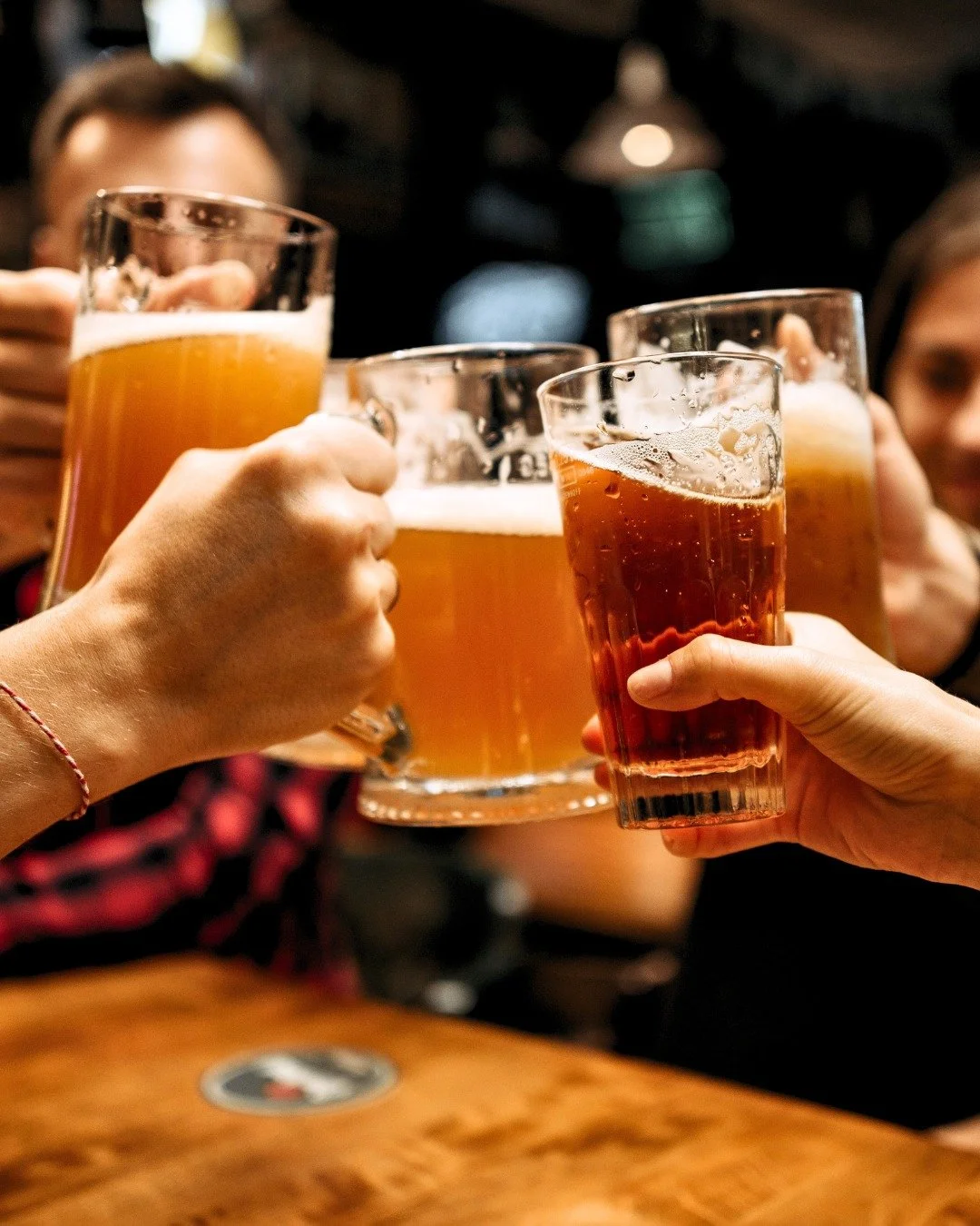 The World Cup is in full swing and 4th Street has plenty of places to cheer on your team of choice... especially if your team of choice is Canada 🍁⚽🏆
Grab a bite, take a sip and enjoy the atmosphere at one of these incredible spots @elephantcastle 