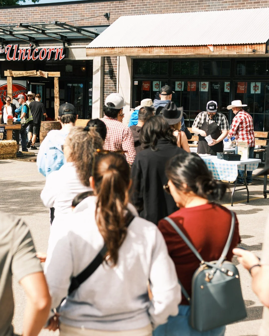 Don&rsquo;t want to waste your hard-earned cash on a burger-flavoured ice cream? 👀🍦🍔

@theunicornon4, @classclownhamburgers. @southblockbbq, @earlsrestaurant, @joyceon4th_yyc  on 4th and even @redsdineryyc (for the early morning munchers) have som