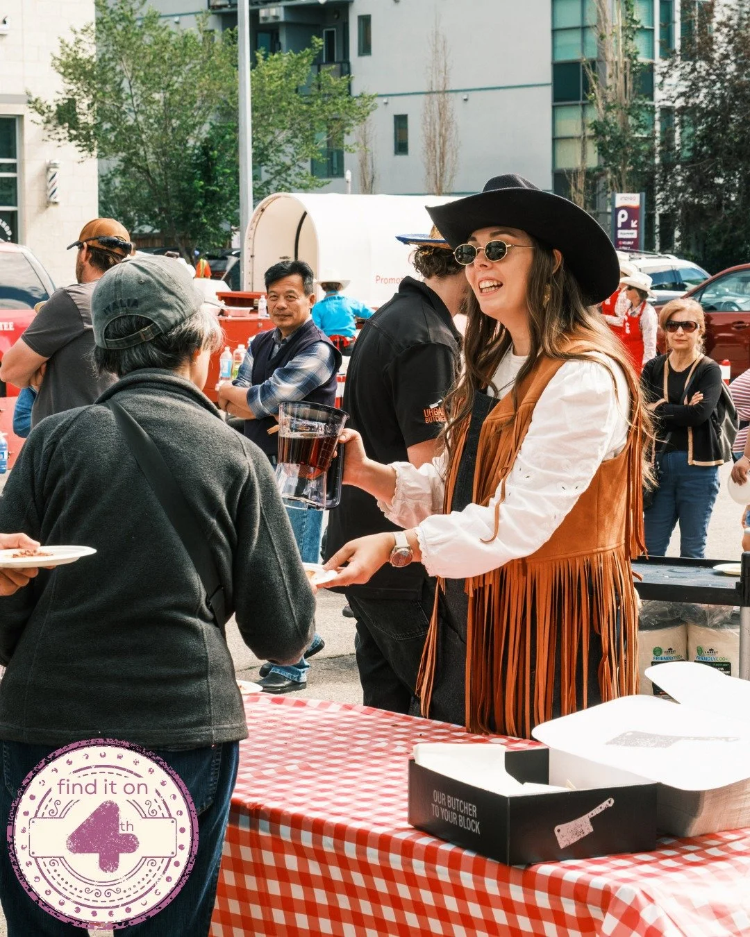 ll those plaid shirts and daisy dukes are gonna need a little extra love post-Stampede 🤫
Oh Henry Laundromat &amp; Dry Cleaning will have your cowboy garbs looking fresh in no time, while @wais_alterations can come in handy for any rodeo damage your