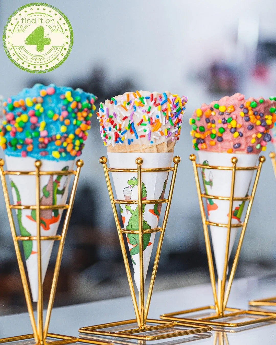 Summer is the perfect time to treat yo&rsquo;self, and who doesn't enjoy a little sweet treat?? 😋
@abbeys.mission is the perfect spot to satisfy your sweet tooth, with ice cream and top-tier coffee to keep your energy high as you saunter down Fourth