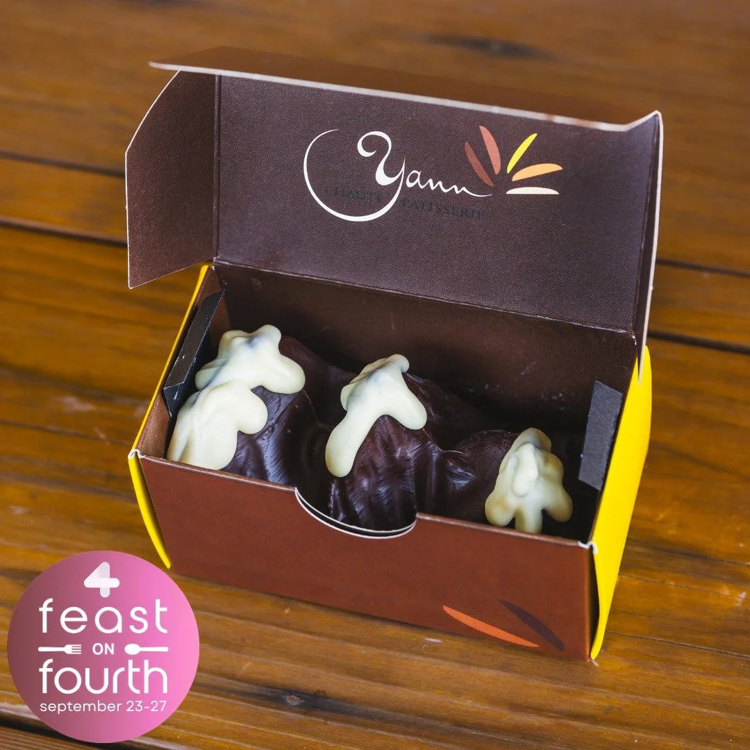Mini Three Sisters 🏔️😋
Today is the LAST DAY to enjoy @yannhautepatisserie's amazing Feast on Fourth offer for just $10 🤩
⭐ Valrhona Dark Chocolate (Single-Origin Ghana)
⭐ White Chocolate Peaks
⭐ Hazelnut Pralin&eacute; Crisp
The mountains have ne