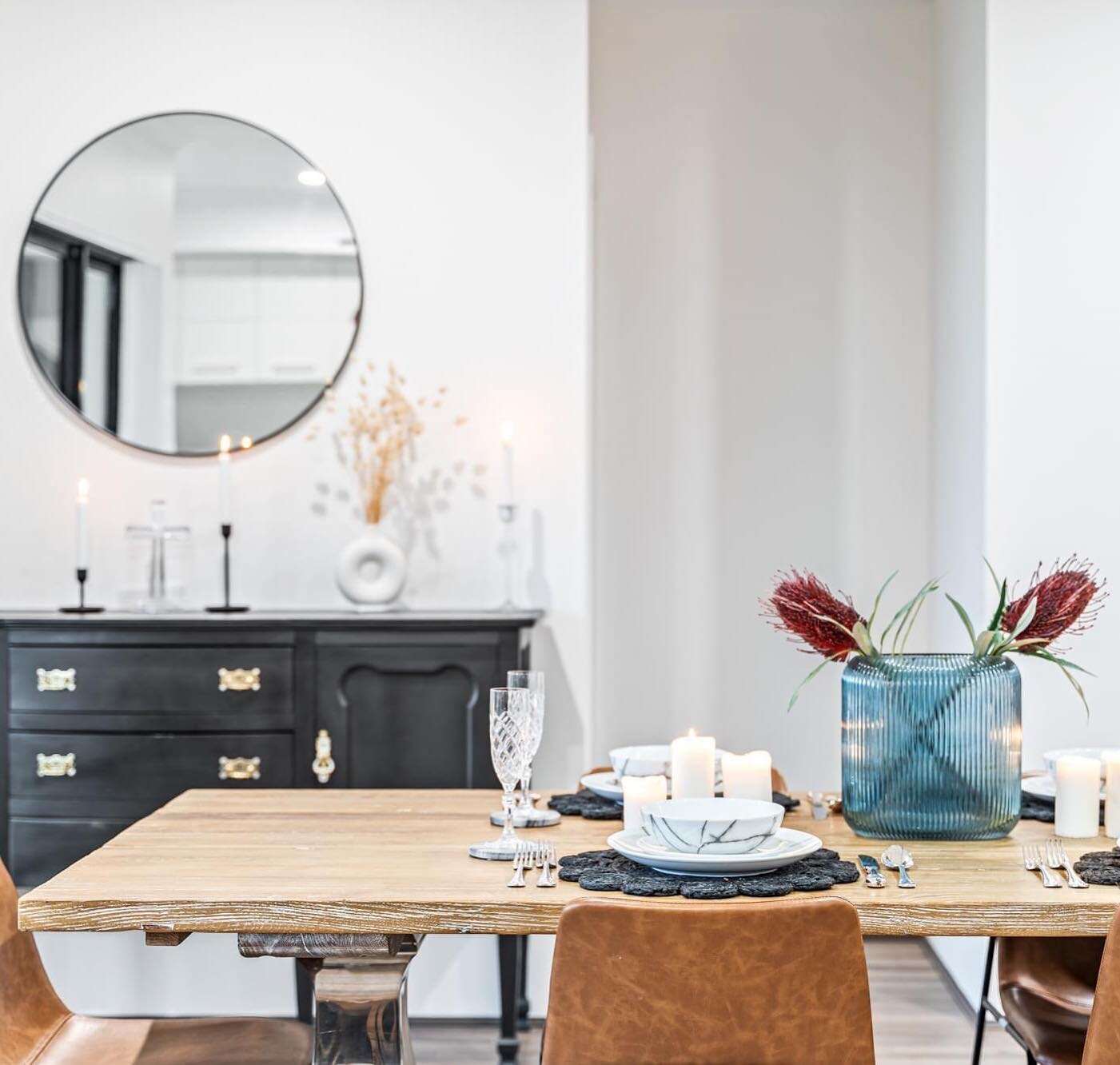 &ldquo;Simplicity is the ultimate sophistication.&rdquo; -Leonardo Da Vinci #stylintosell #perthrealestate  #perthrealestateagent  #styling #realstate #sellinghouses