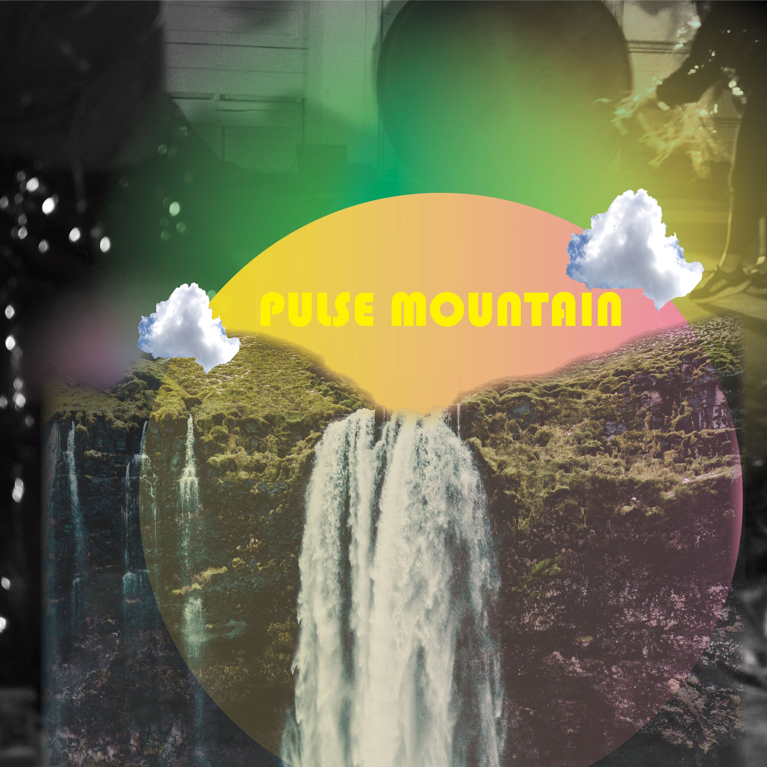 Pulse Mountain, a dance performance by Muffie Delgado Connelly and Tahni Holt