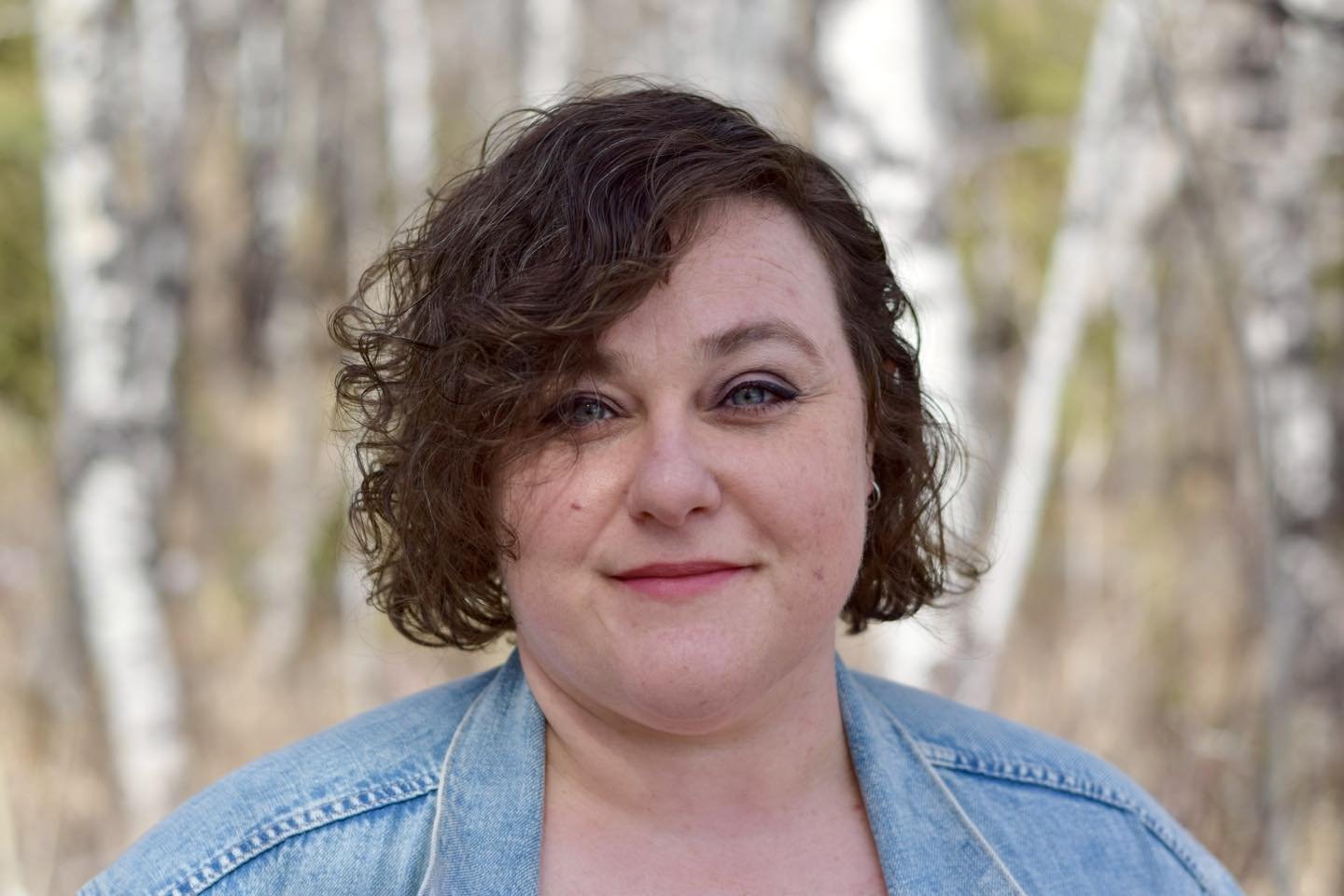 Please welcome Heather Samarron to the BHC Team! 📣🎉
.
My name&rsquo;s Heather Samarron (M.S.W., R.S.W.) and I am so excited to be joining the Being Human Club! I practice Contemporary Feminist Narrative Therapy (CFNT) and Sex Therapy through a CNFT